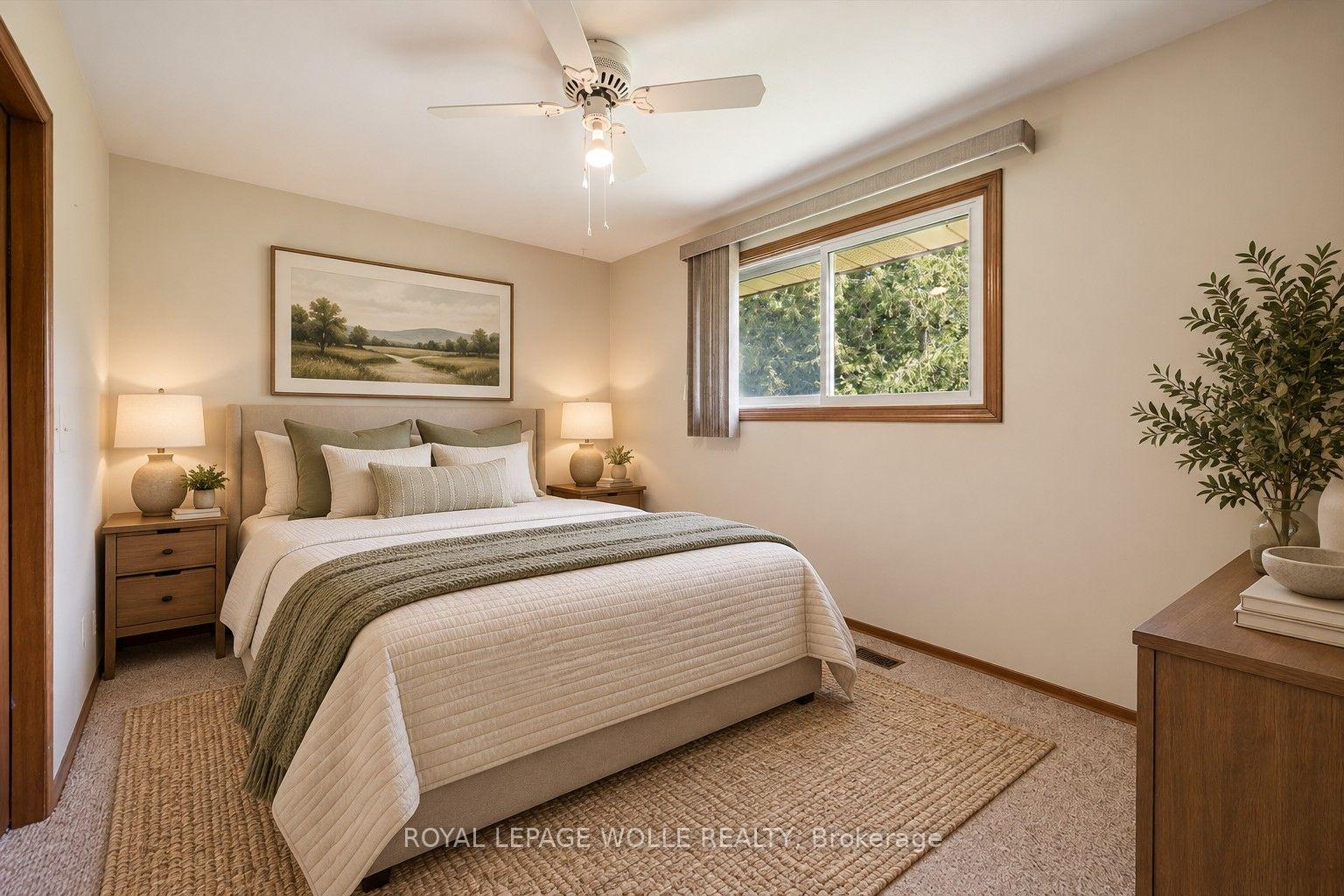 Photo 18 of 309 Toll Gate Boulevard, Waterloo, Lakeshore Village — HOMEH