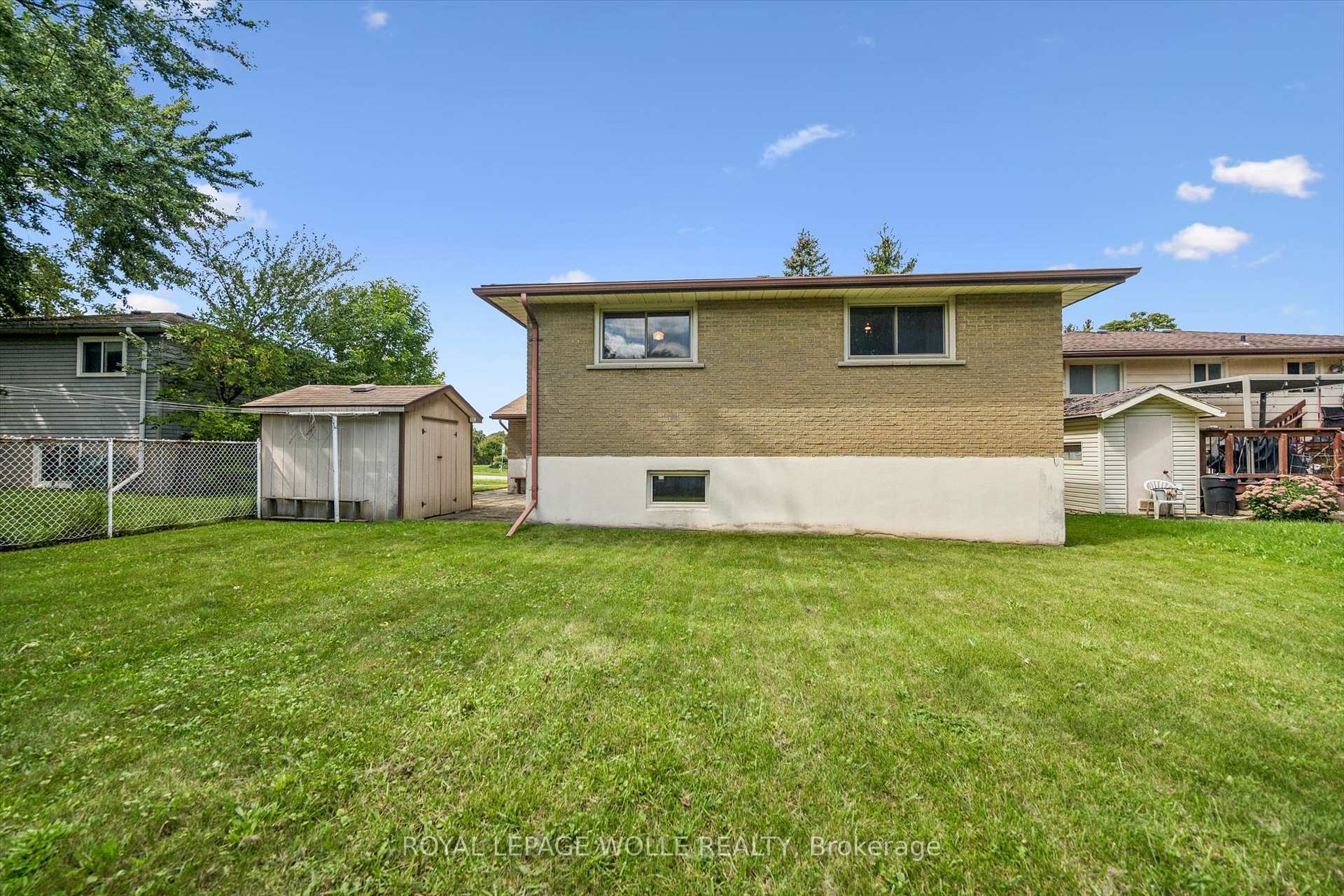 Photo 42 of 309 Toll Gate Boulevard, Waterloo, Lakeshore Village — HOMEH