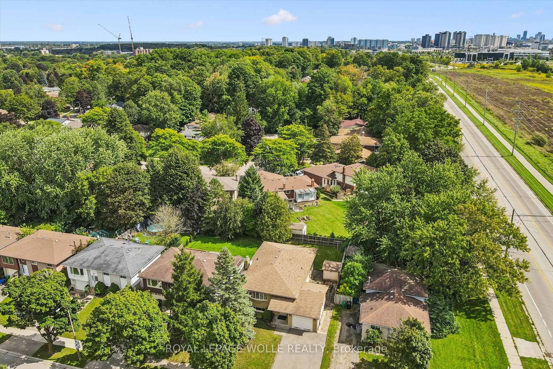 Photo 43 of 309 Toll Gate Boulevard, Waterloo, Lakeshore Village — HOMEH