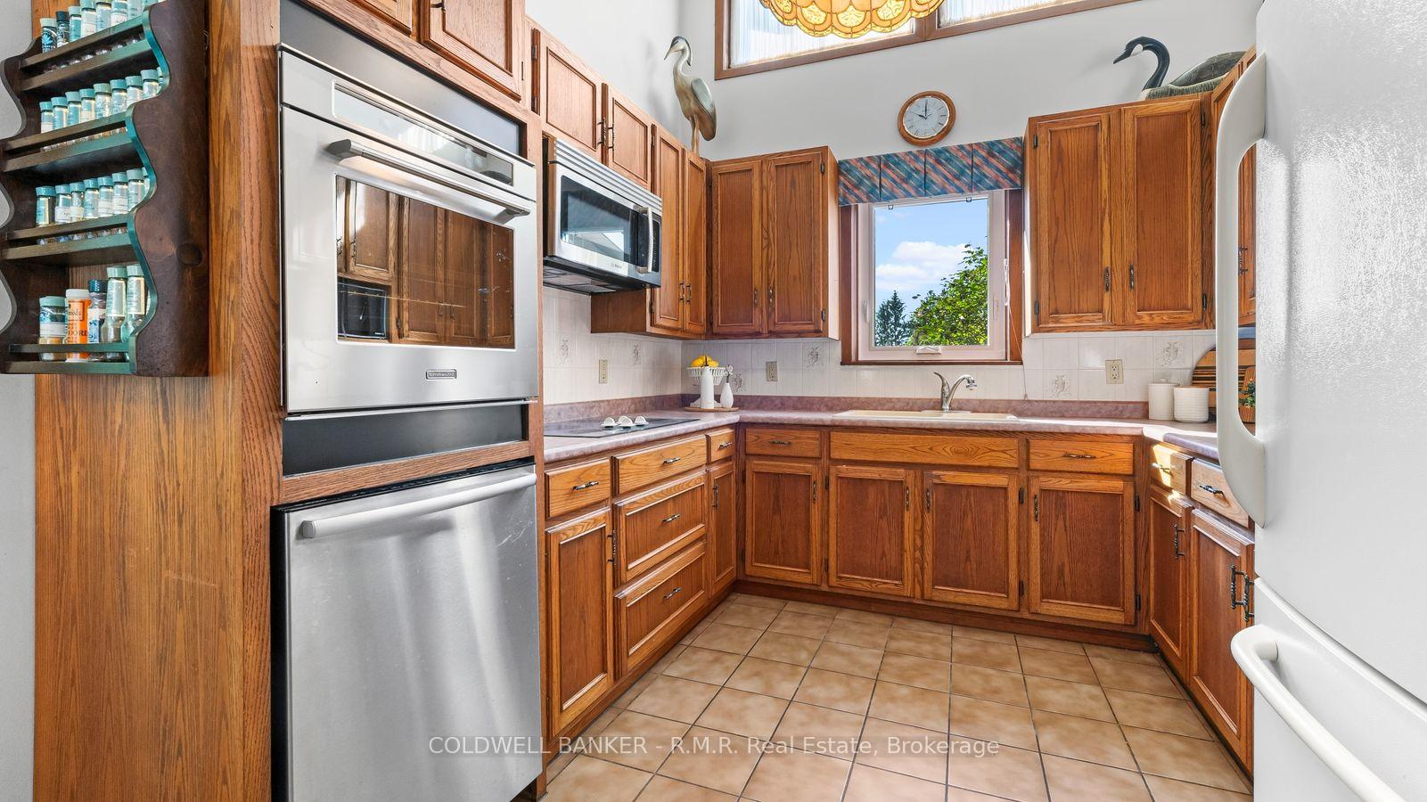 Photo 10 of 3621 Kennedy Road, Hamilton Township, Rural Hamilton — HOMEH