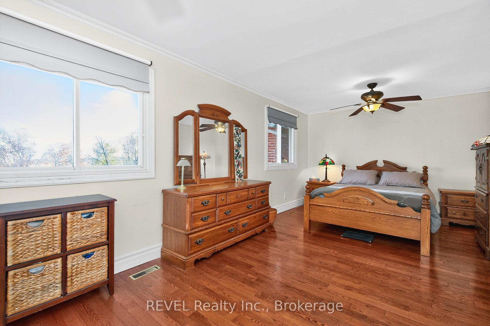Photo 20 of 635 William Street, Midland — HOMEH