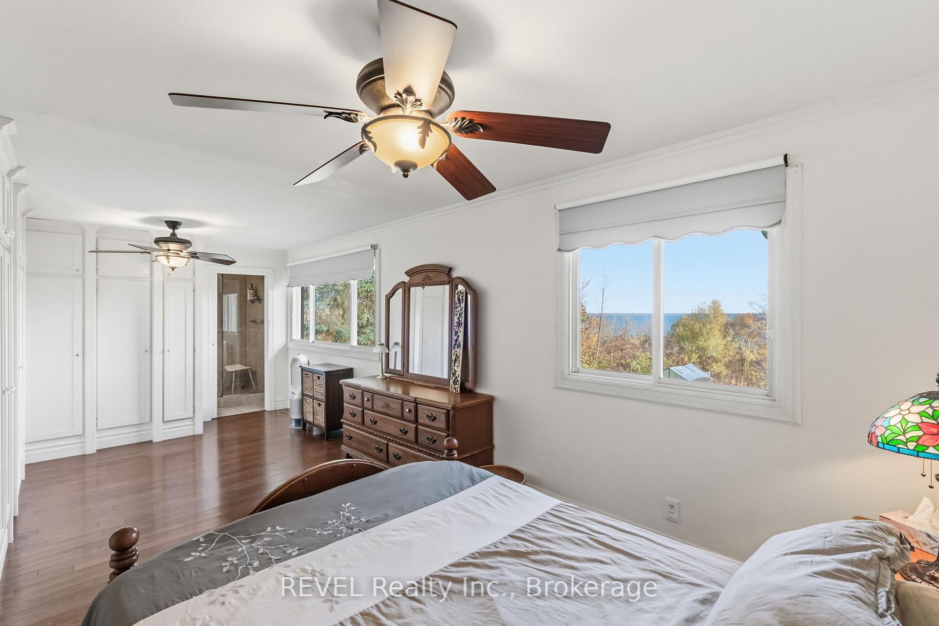 Photo 22 of 635 William Street, Midland — HOMEH