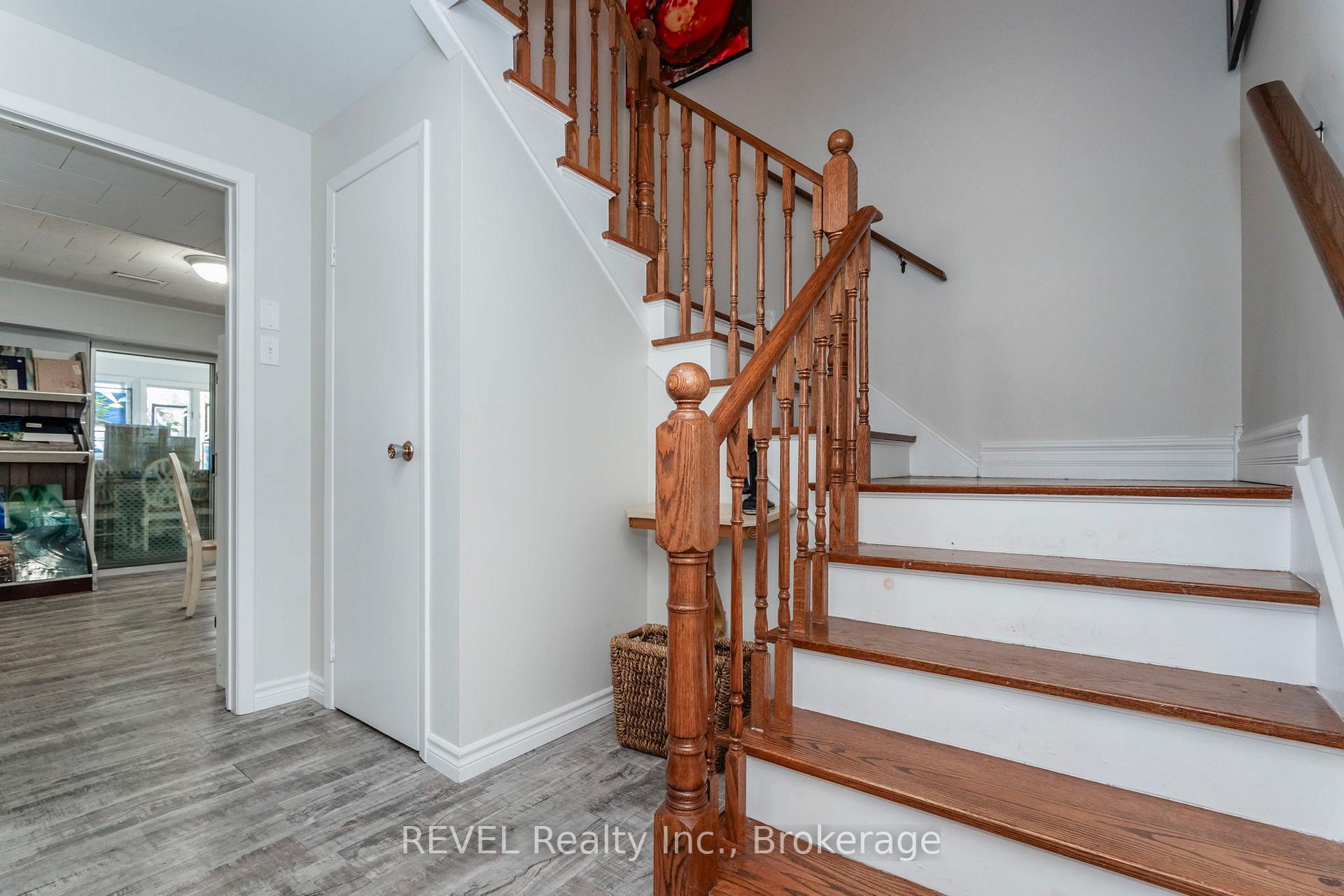 Photo 28 of 635 William Street, Midland — HOMEH