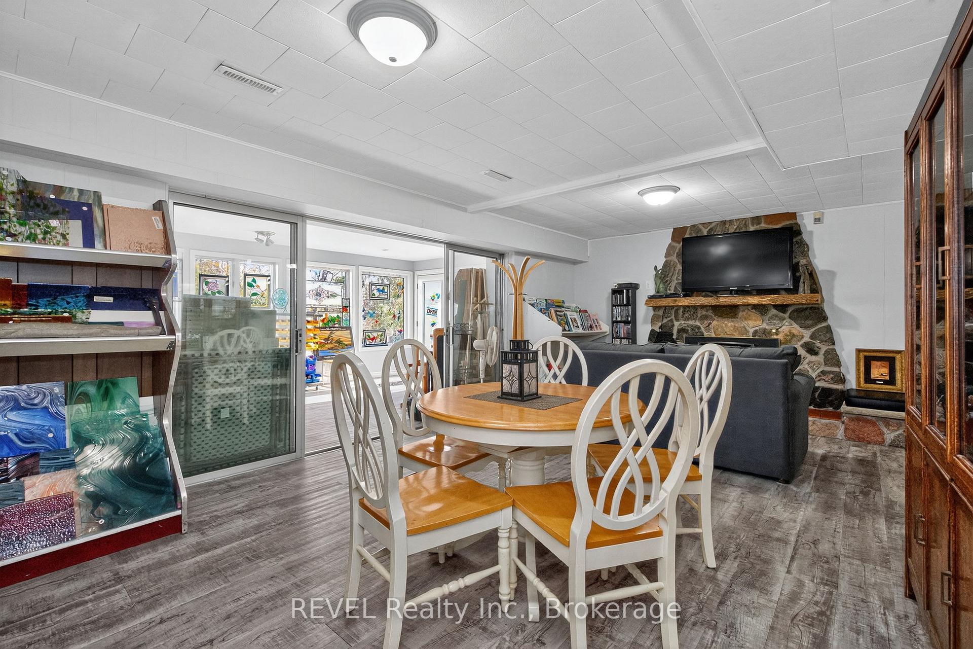 Photo 30 of 635 William Street, Midland — HOMEH
