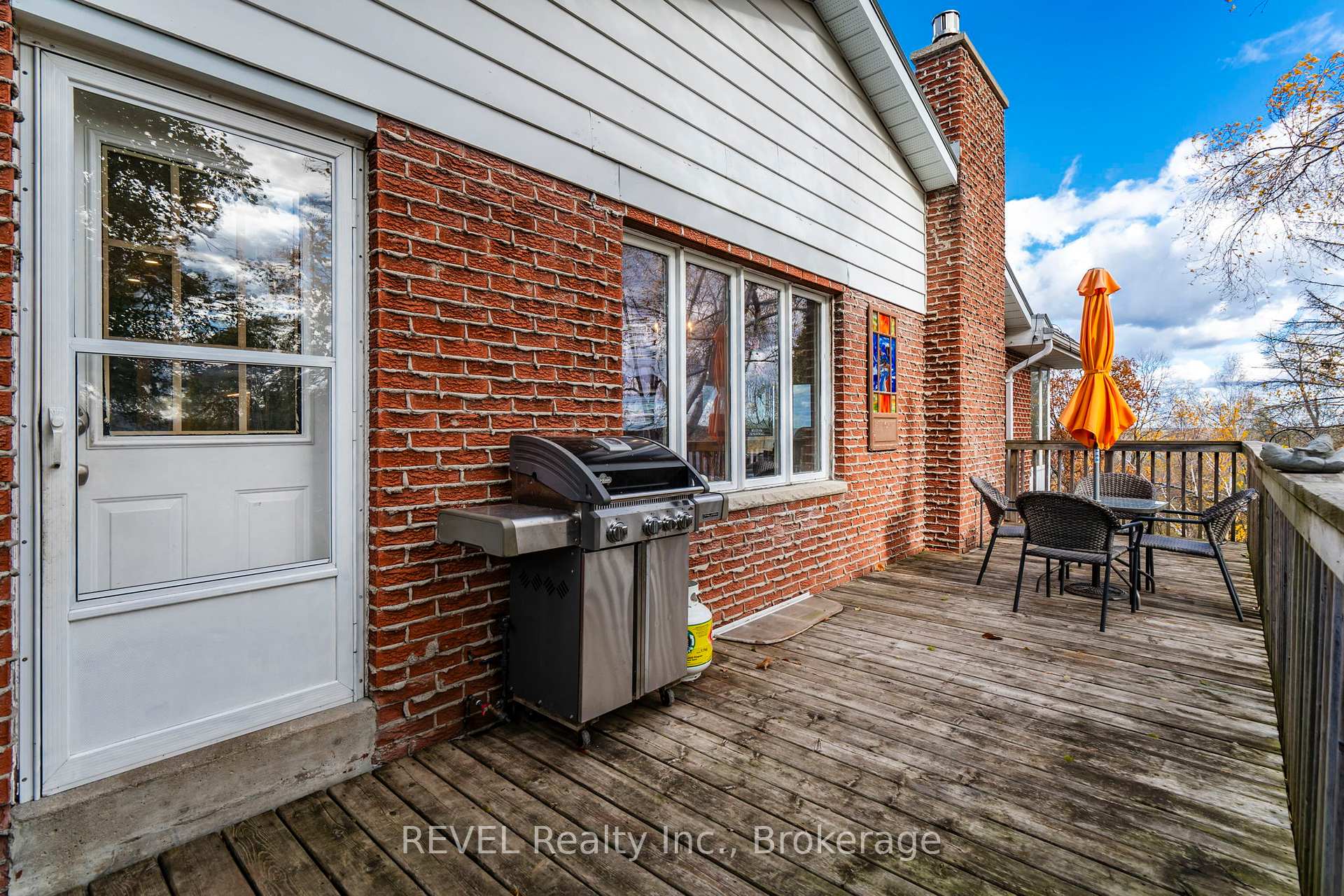 Photo 38 of 635 William Street, Midland — HOMEH