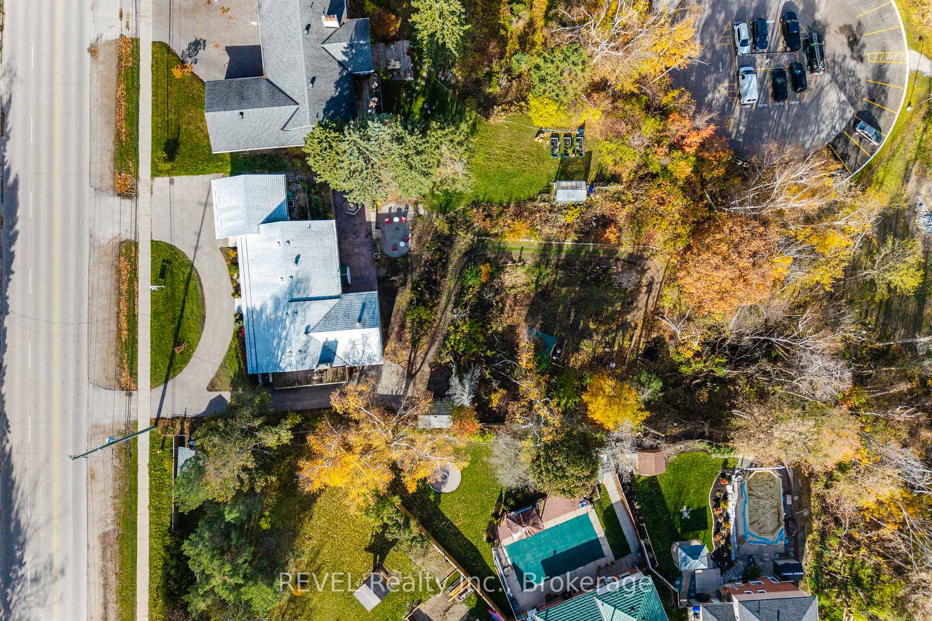 Photo 43 of 635 William Street, Midland — HOMEH