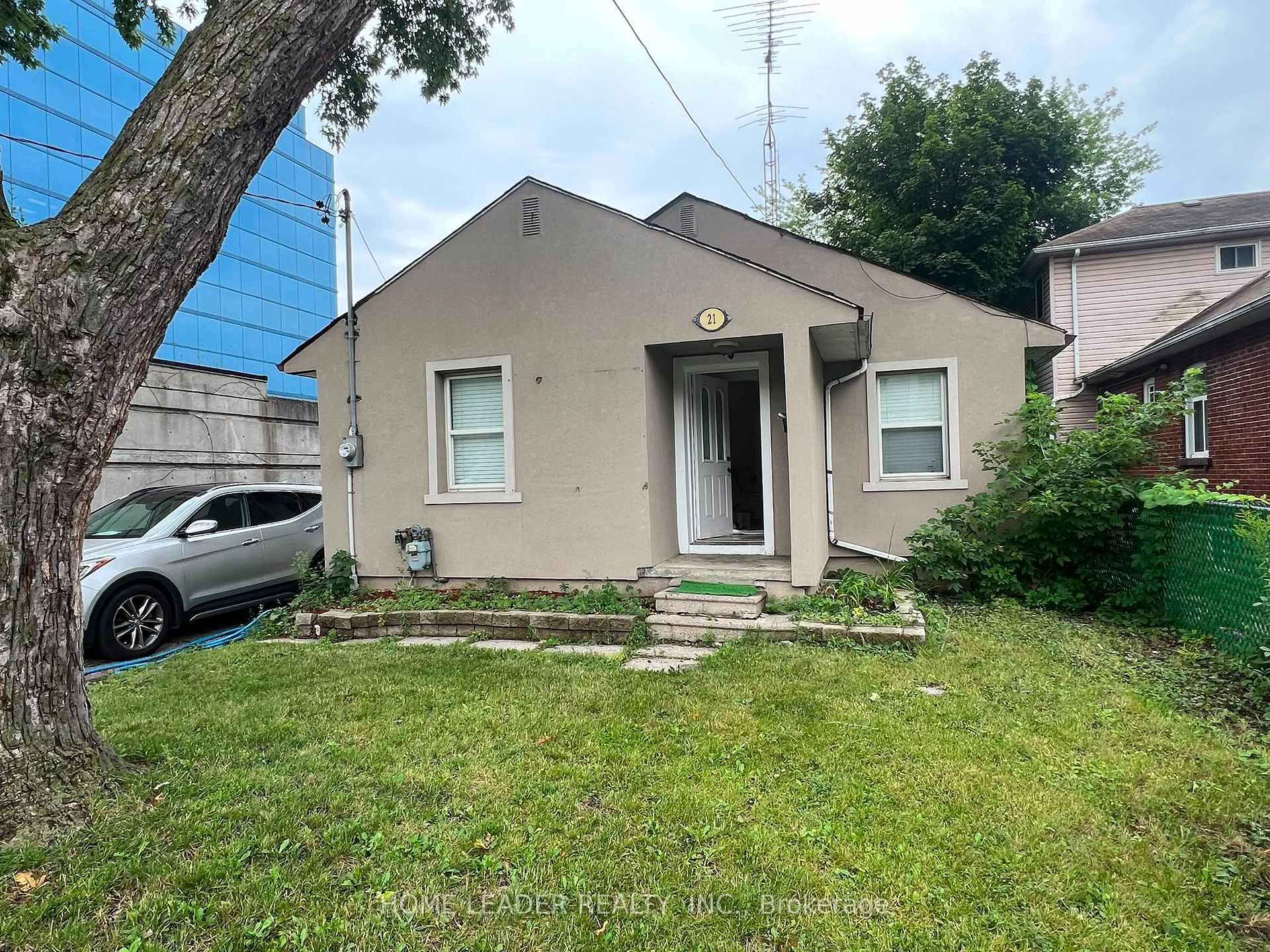 Photo 1 of 21 Franklin Avenue, North York, Lansing-Westgate — HOMEH