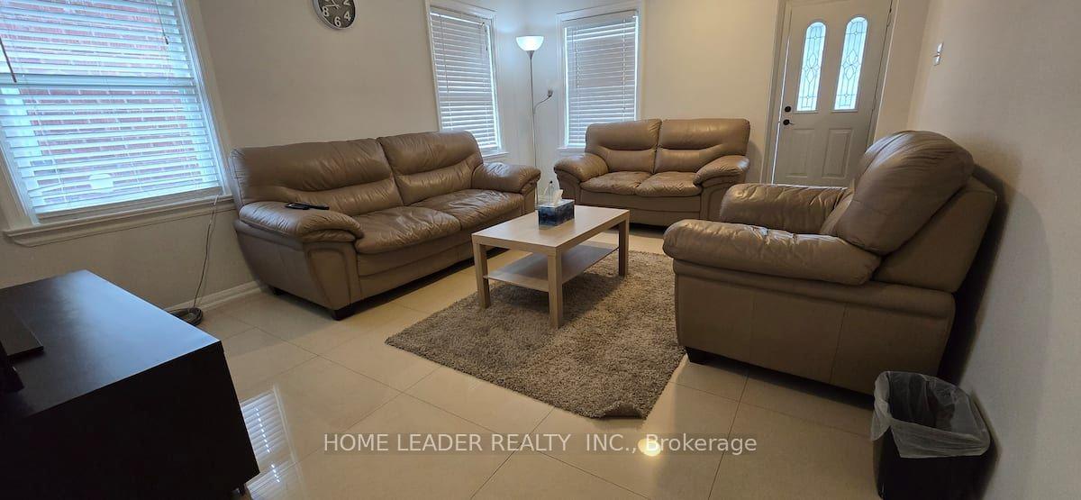 Photo 2 of 21 Franklin Avenue, North York, Lansing-Westgate — HOMEH