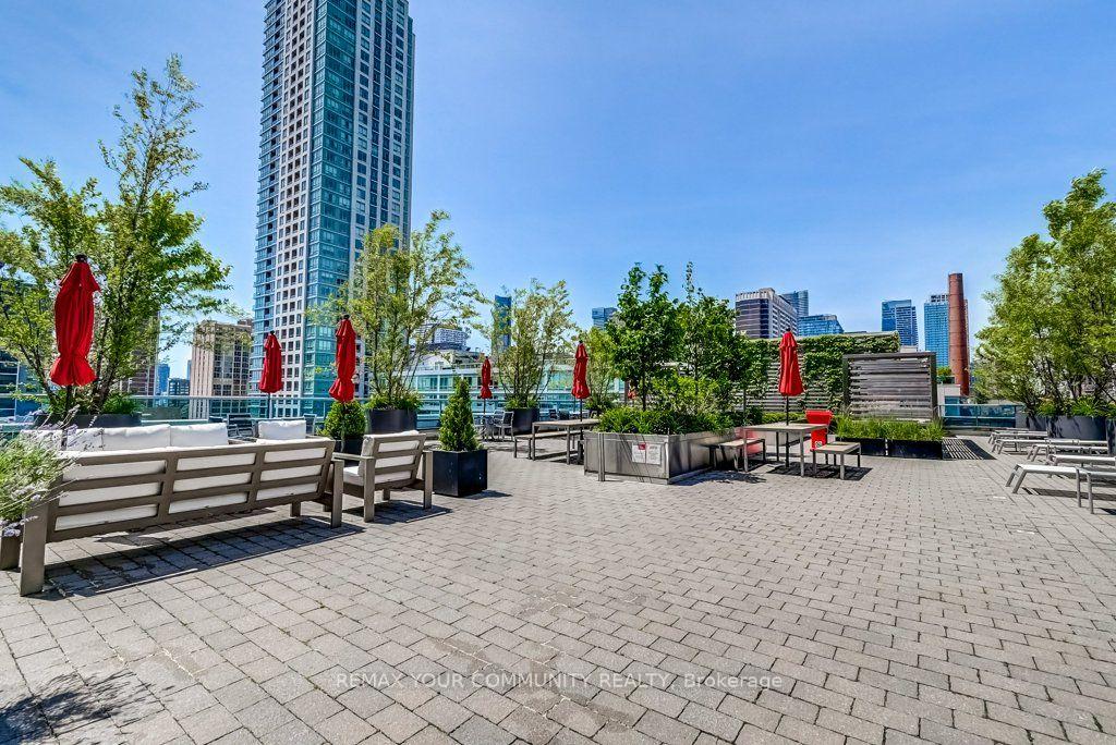 Photo 9 of Unit 1011, 500 Sherbourne Street, Toronto, North St. James Town — HOMEH