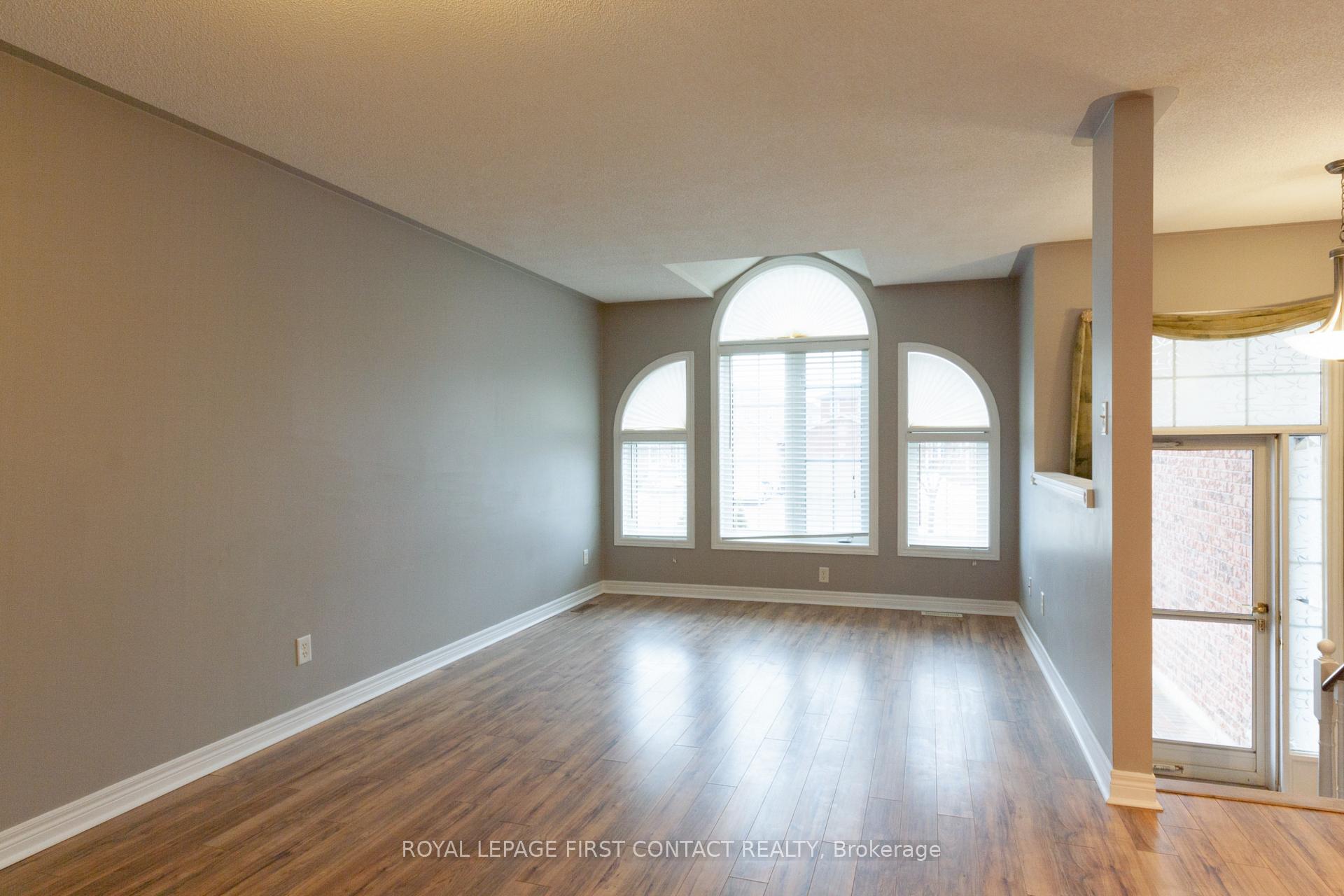 Photo 2 of Unit Upper, 238 Wessenger Drive, Barrie, Holly — HOMEH