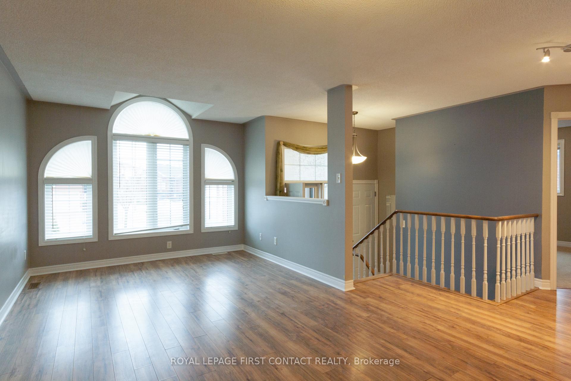 Photo 3 of Unit Upper, 238 Wessenger Drive, Barrie, Holly — HOMEH