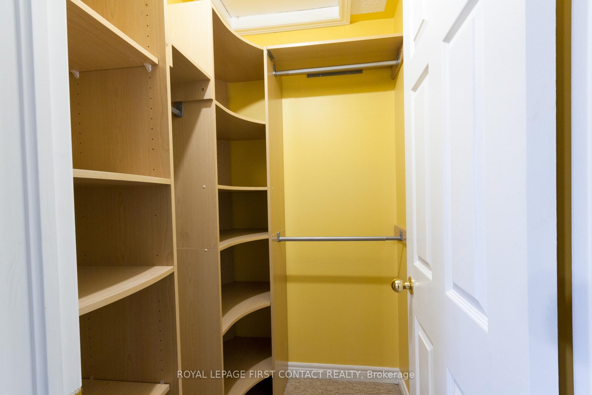 Photo 11 of Unit Upper, 238 Wessenger Drive, Barrie, Holly — HOMEH