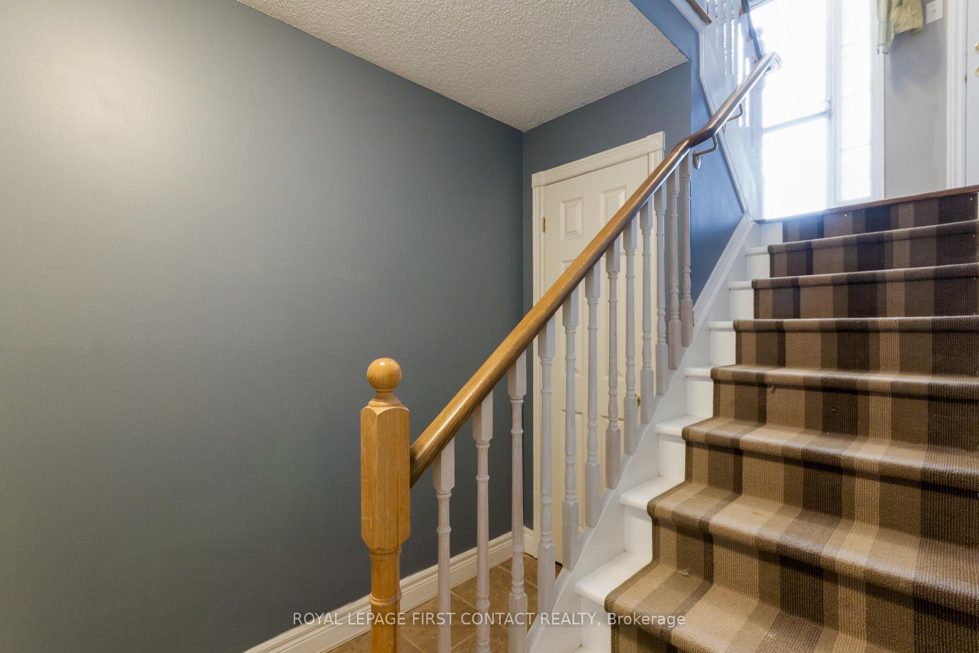 Photo 18 of Unit Upper, 238 Wessenger Drive, Barrie, Holly — HOMEH