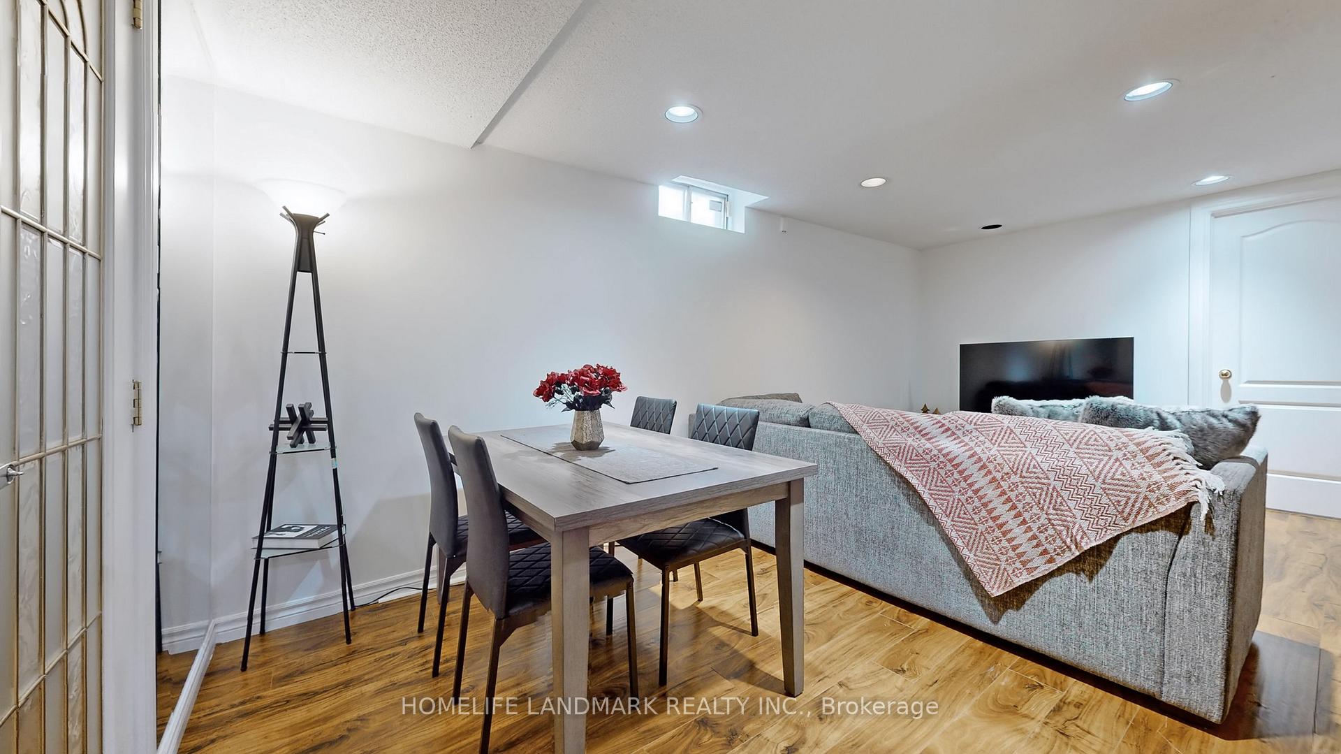 Photo 5 of Unit BASEMENT, 37 Justus Drive, Richmond Hill, Devonsleigh — HOMEH
