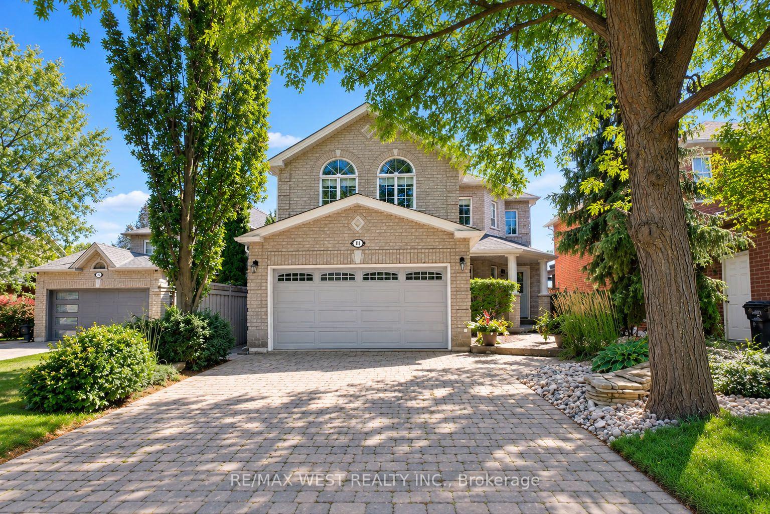 Photo of 303 Tupper Boulevard