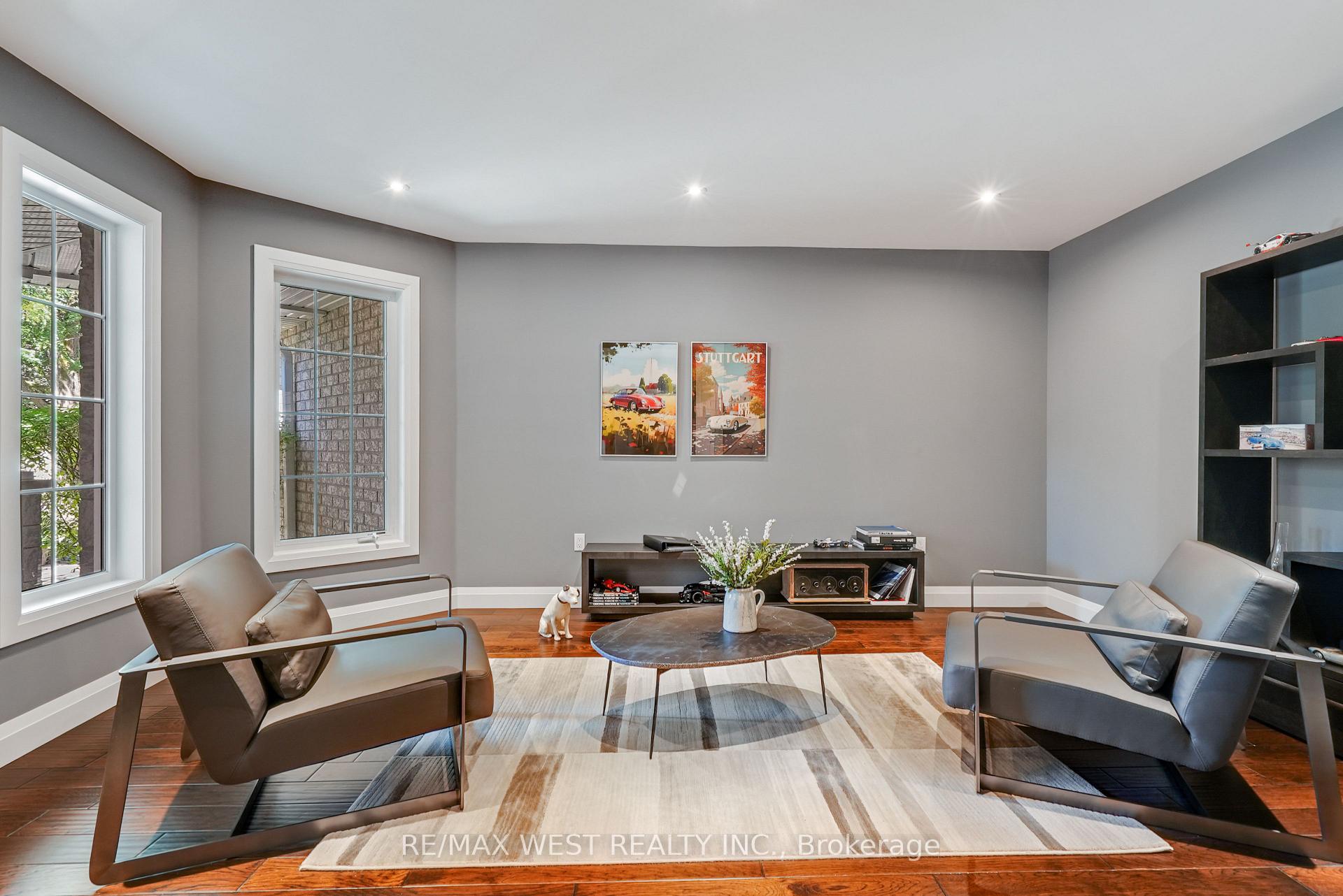 Photo 2 of 303 Tupper Boulevard, New Tecumseth, Alliston — HOMEH