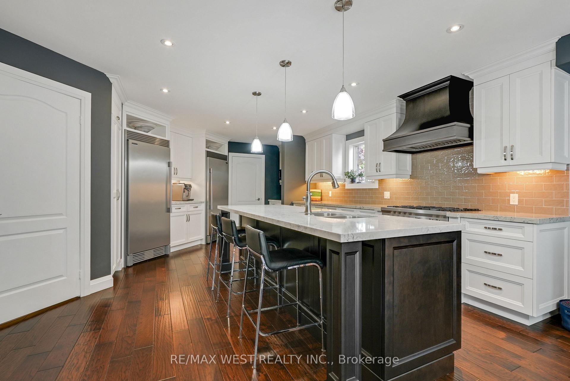 Photo 4 of 303 Tupper Boulevard, New Tecumseth, Alliston — HOMEH