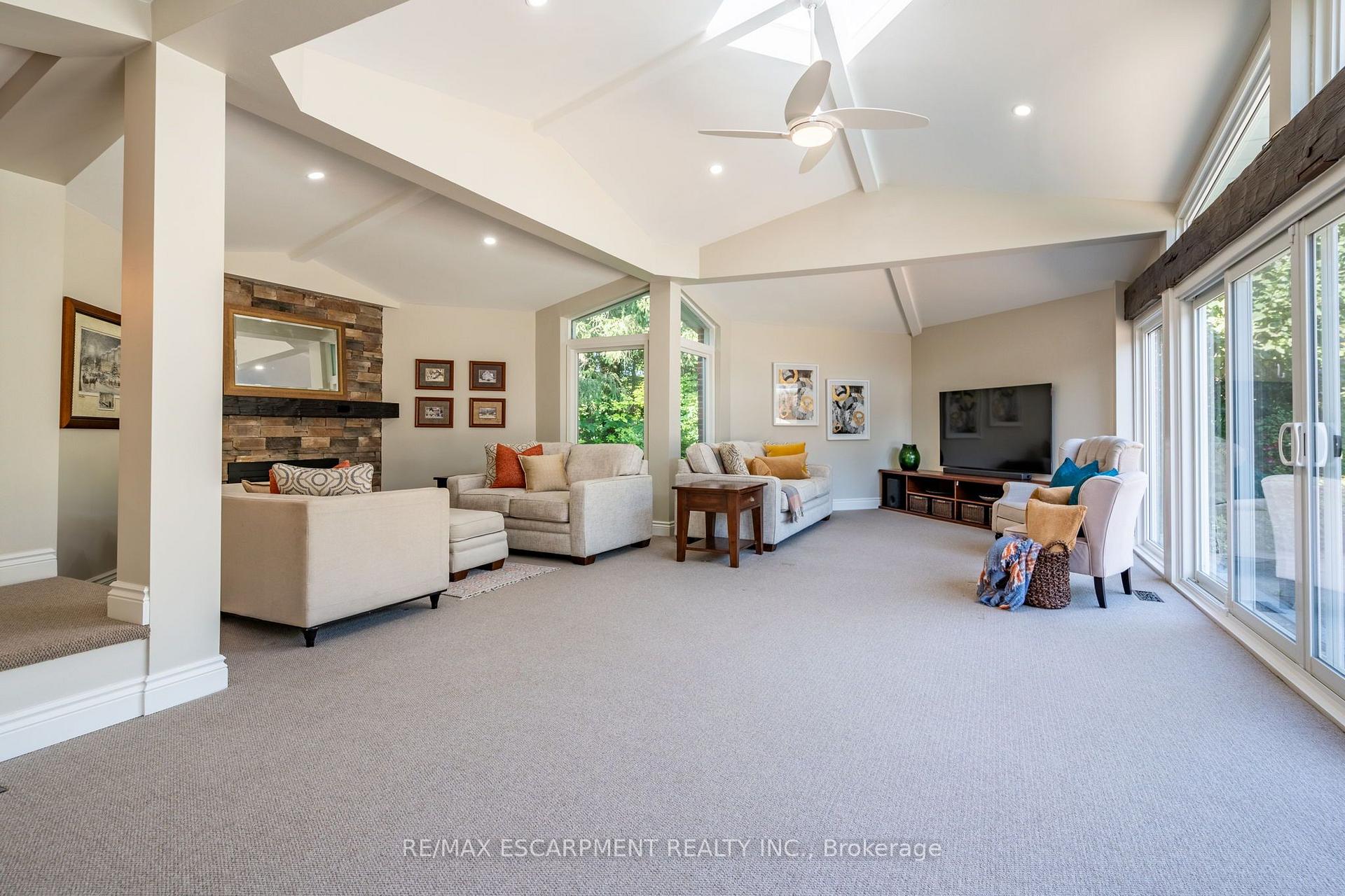 Photo 14 of 2159 Britannia Road, Burlington, Rural Burlington — HOMEH
