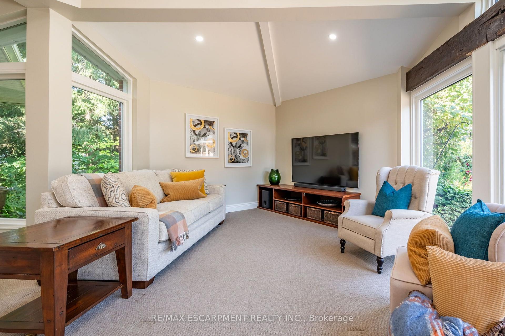 Photo 15 of 2159 Britannia Road, Burlington, Rural Burlington — HOMEH