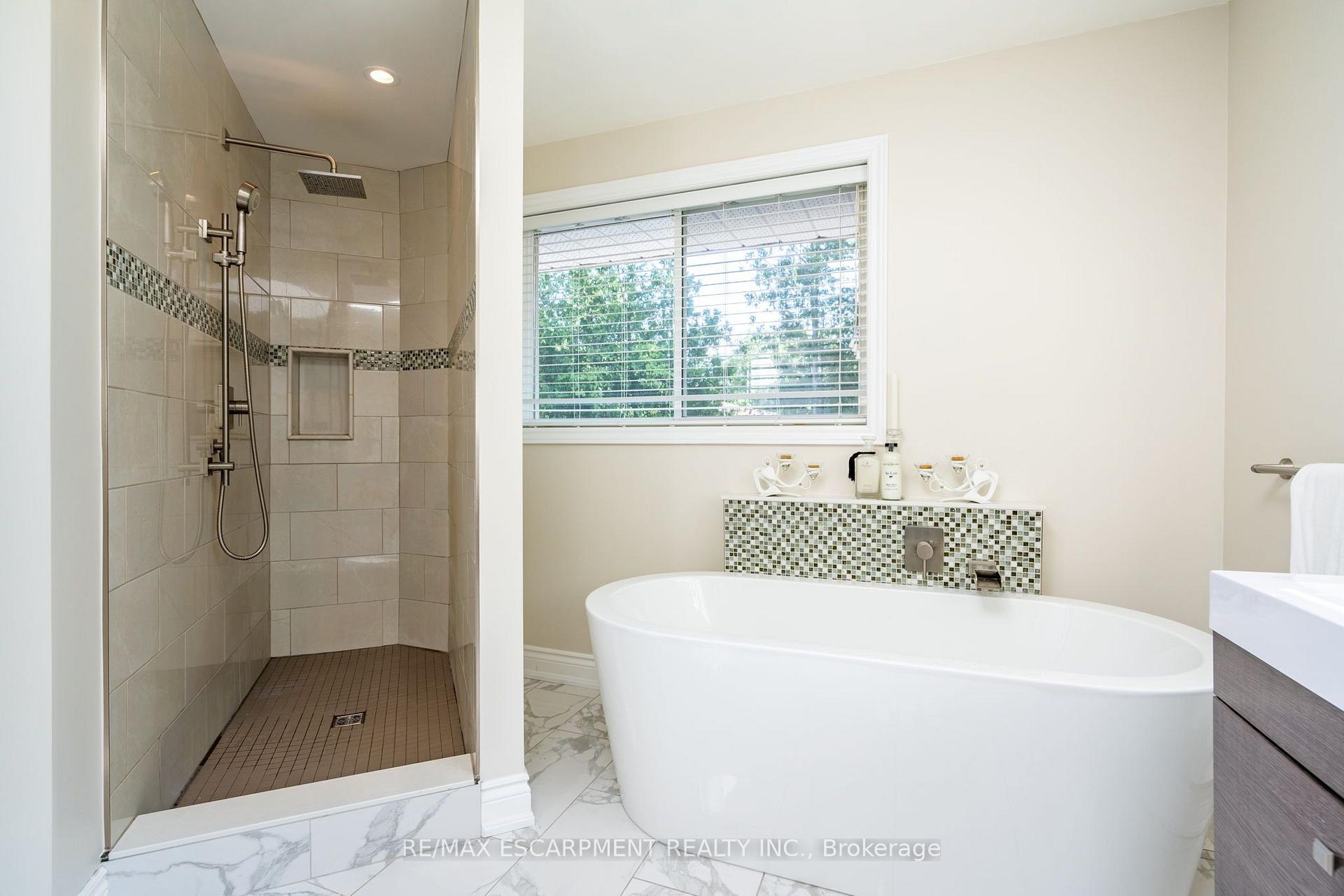 Photo 23 of 2159 Britannia Road, Burlington, Rural Burlington — HOMEH