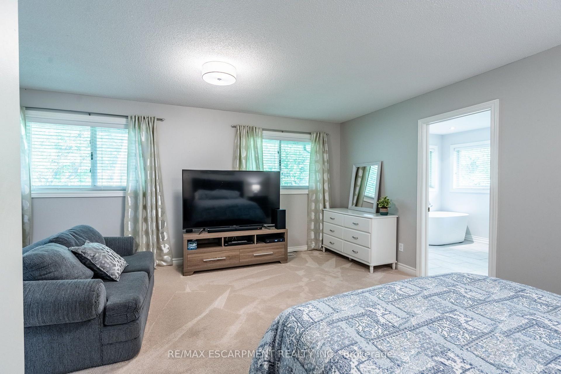 Photo 30 of 2159 Britannia Road, Burlington, Rural Burlington — HOMEH