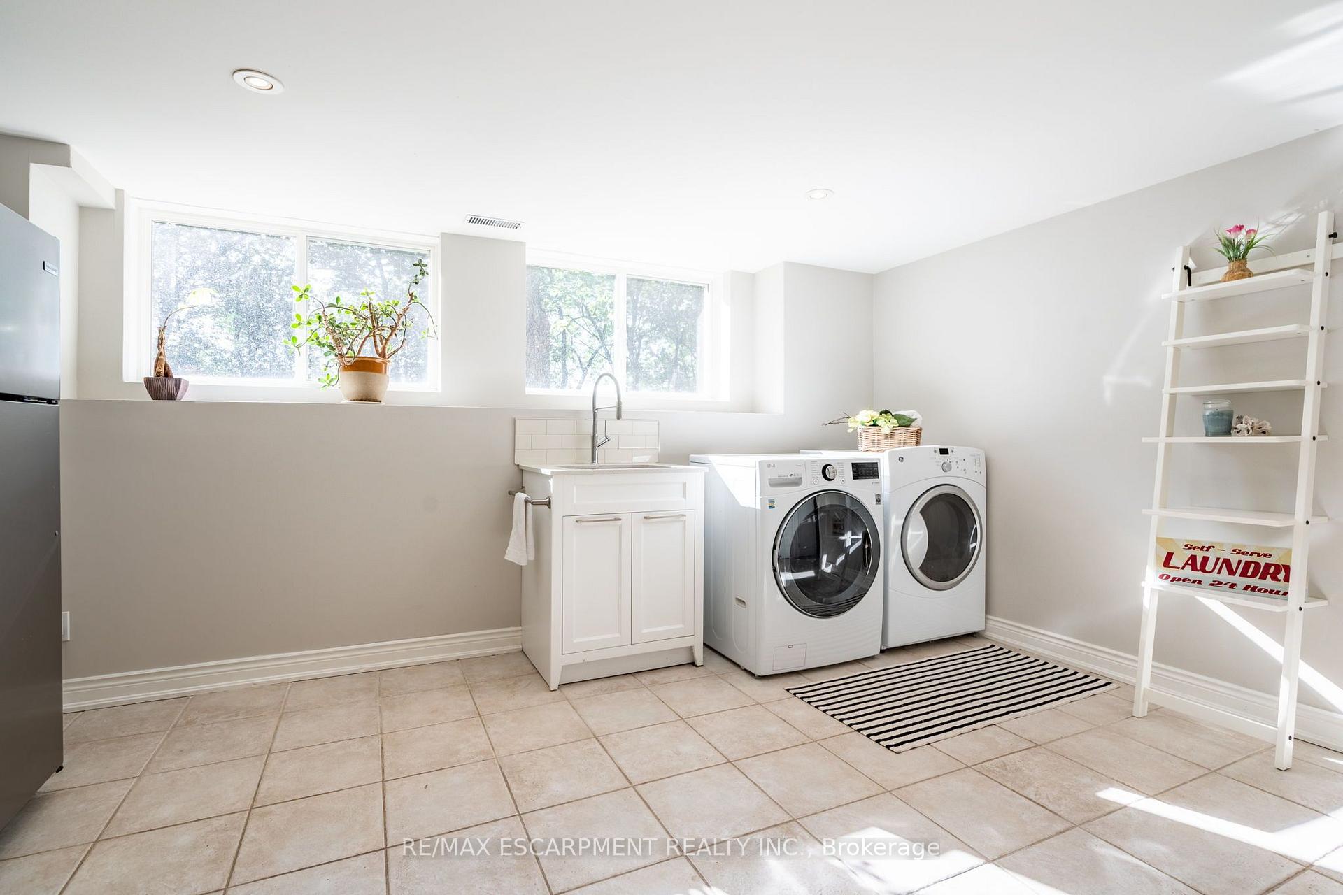 Photo 32 of 2159 Britannia Road, Burlington, Rural Burlington — HOMEH