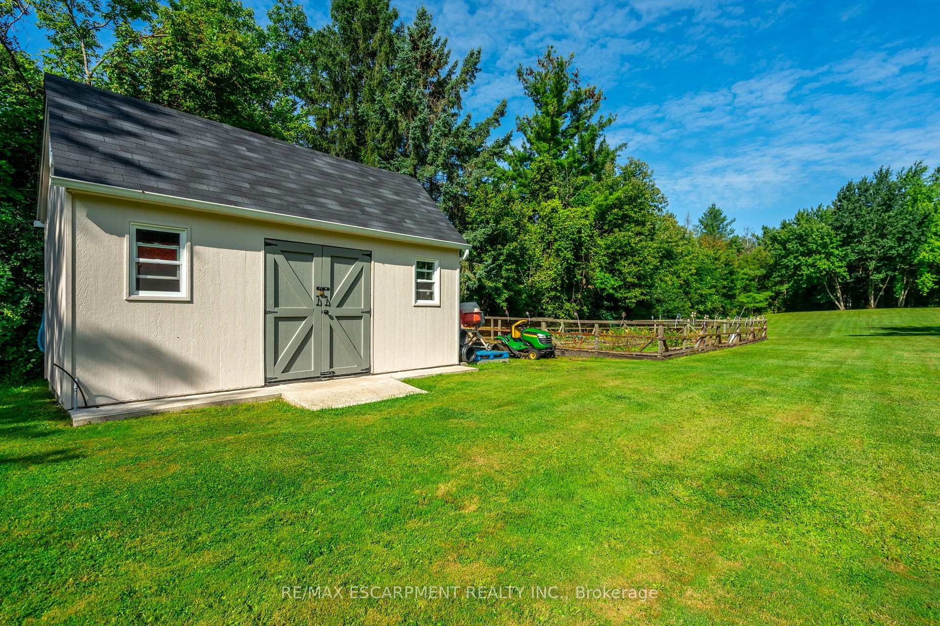 Photo 37 of 2159 Britannia Road, Burlington, Rural Burlington — HOMEH