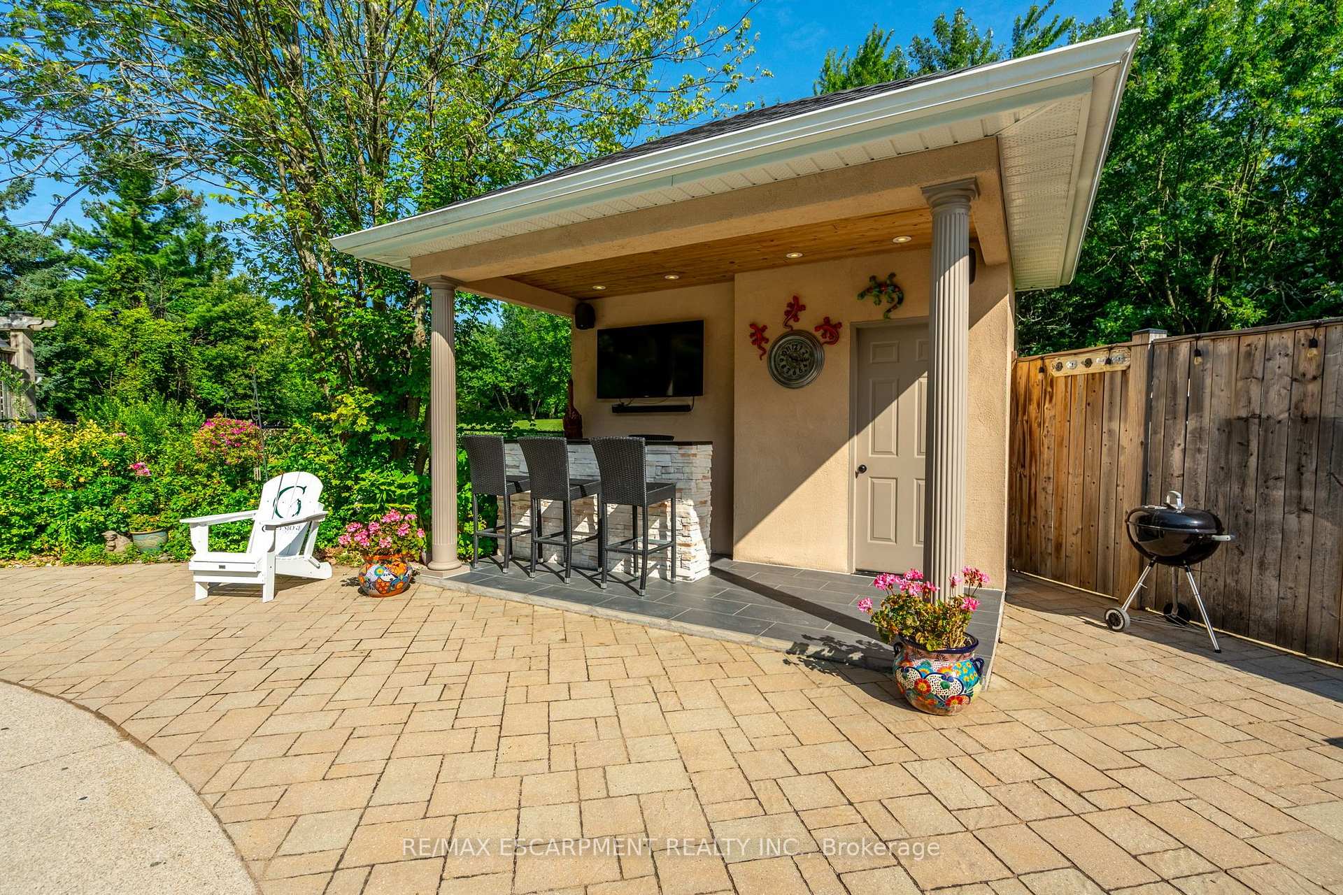 Photo 45 of 2159 Britannia Road, Burlington, Rural Burlington — HOMEH