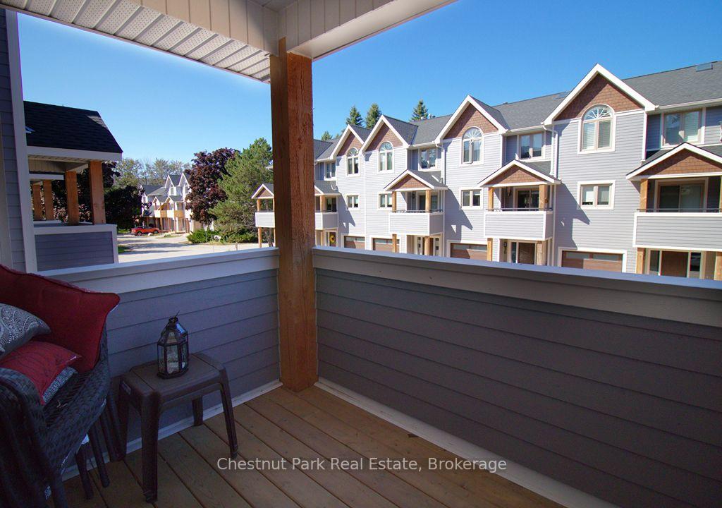 Photo 16 of 24 Starboard Road, Collingwood — HOMEH