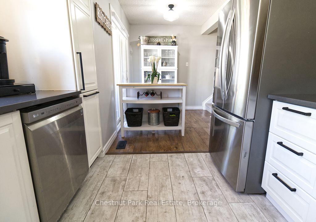 Photo 18 of 24 Starboard Road, Collingwood — HOMEH