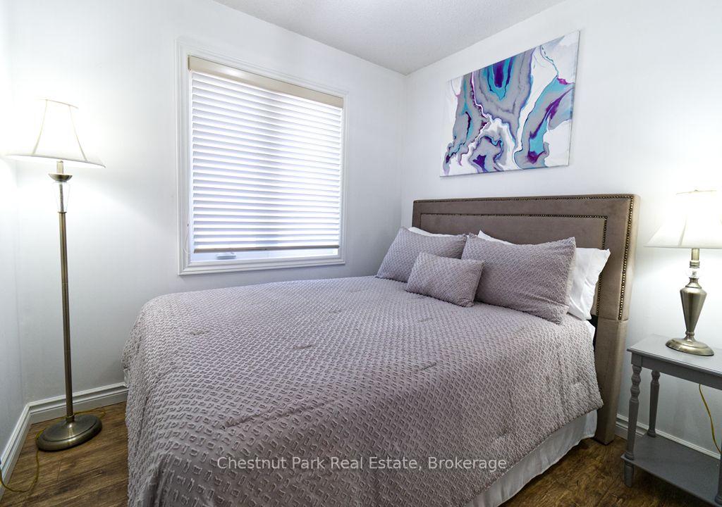Photo 21 of 24 Starboard Road, Collingwood — HOMEH