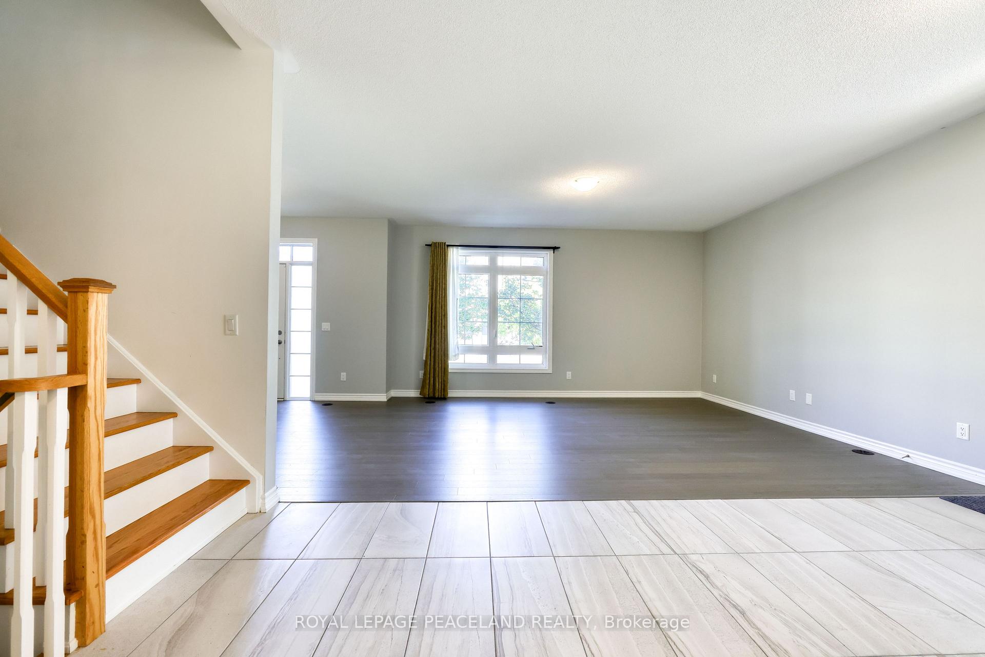 Photo 9 of 264 Buchanan Drive, Markham, Unionville — HOMEH