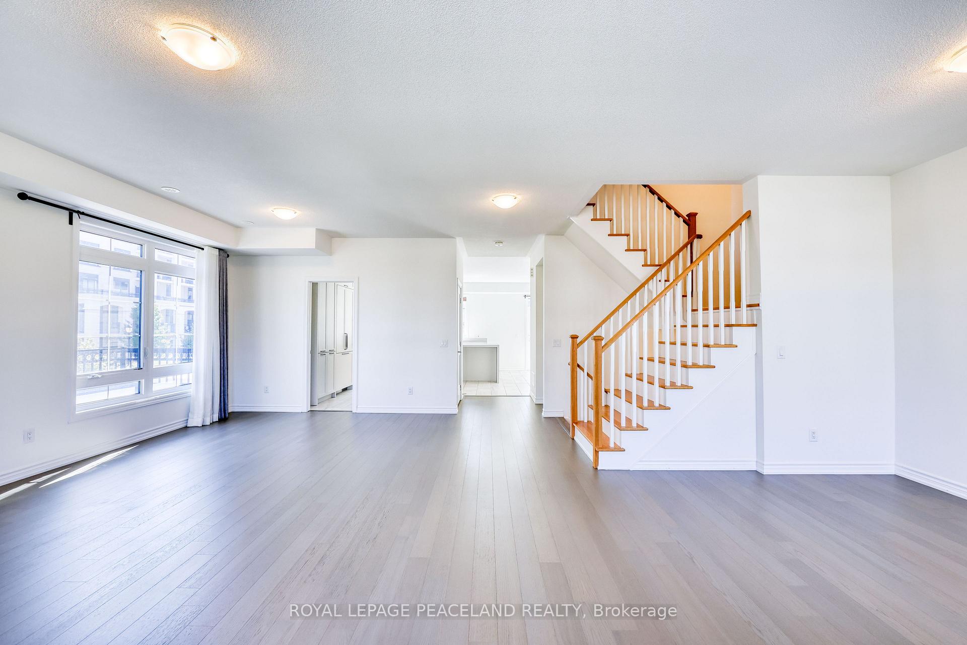 Photo 12 of 264 Buchanan Drive, Markham, Unionville — HOMEH