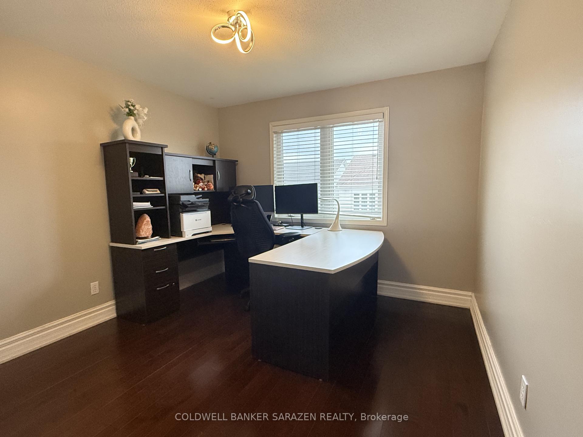 Photo 15 of 302 Edgemoore Crescent E, Ottawa, Kanata - Morgan's Grant/South March — HOMEH