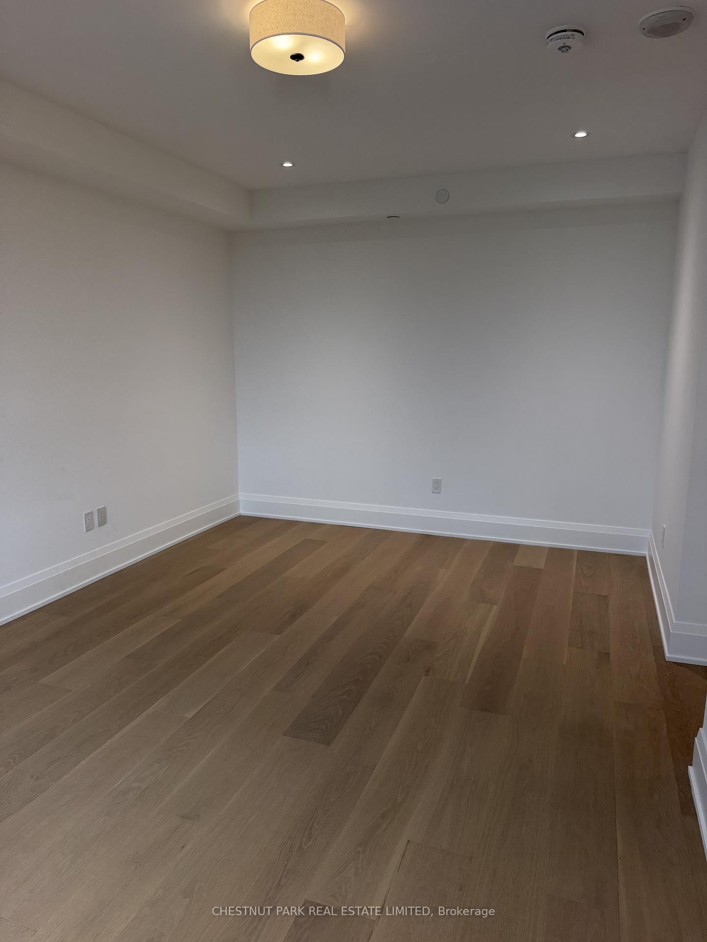 Photo 32 of Unit 708, 505 Glencairn Avenue, Toronto, Englemount-Lawrence — HOMEH