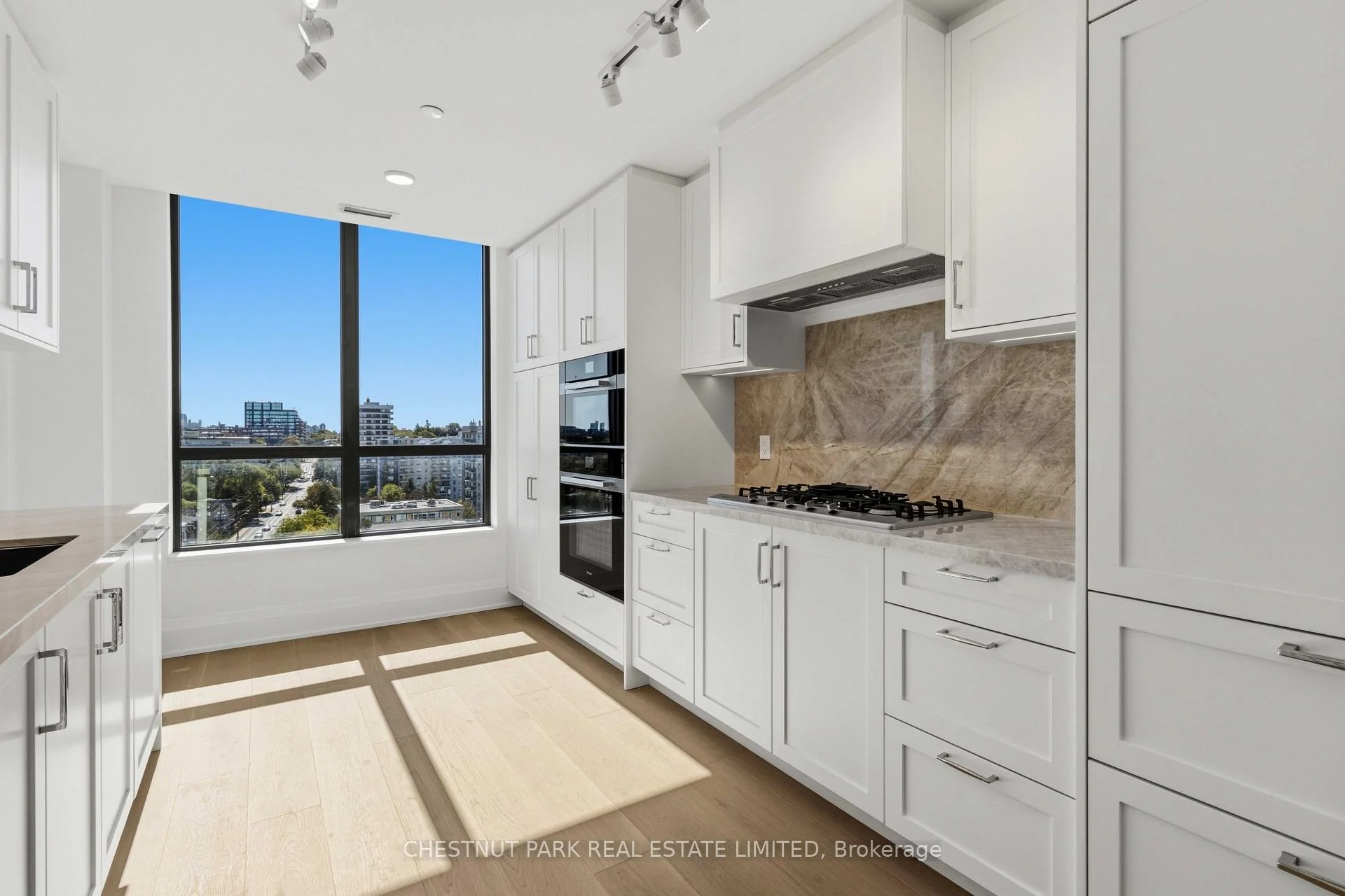 Photo 11 of Unit 708, 505 Glencairn Avenue, Toronto, Englemount-Lawrence — HOMEH