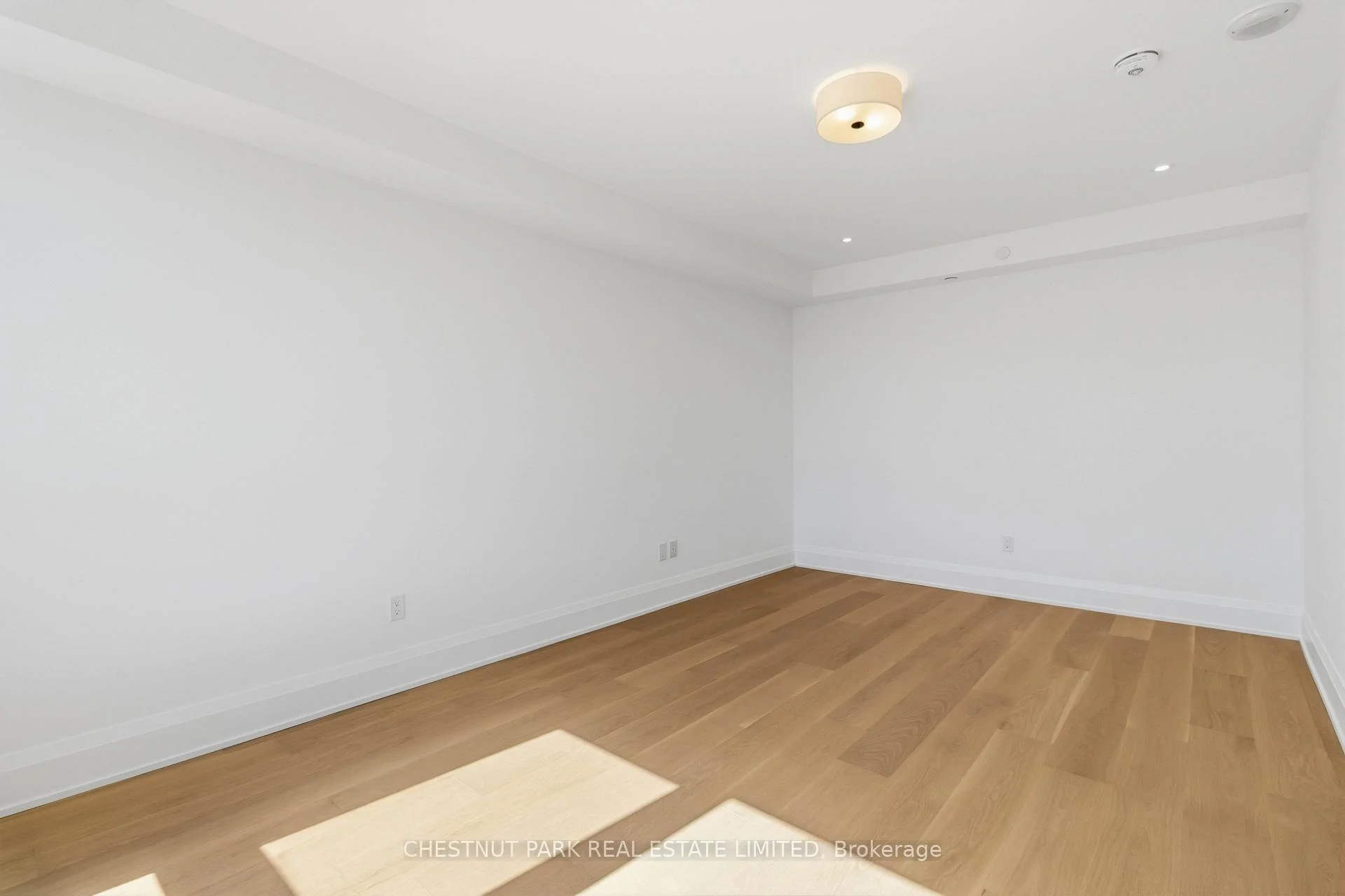 Photo 52 of Unit 708, 505 Glencairn Avenue, Toronto, Englemount-Lawrence — HOMEH