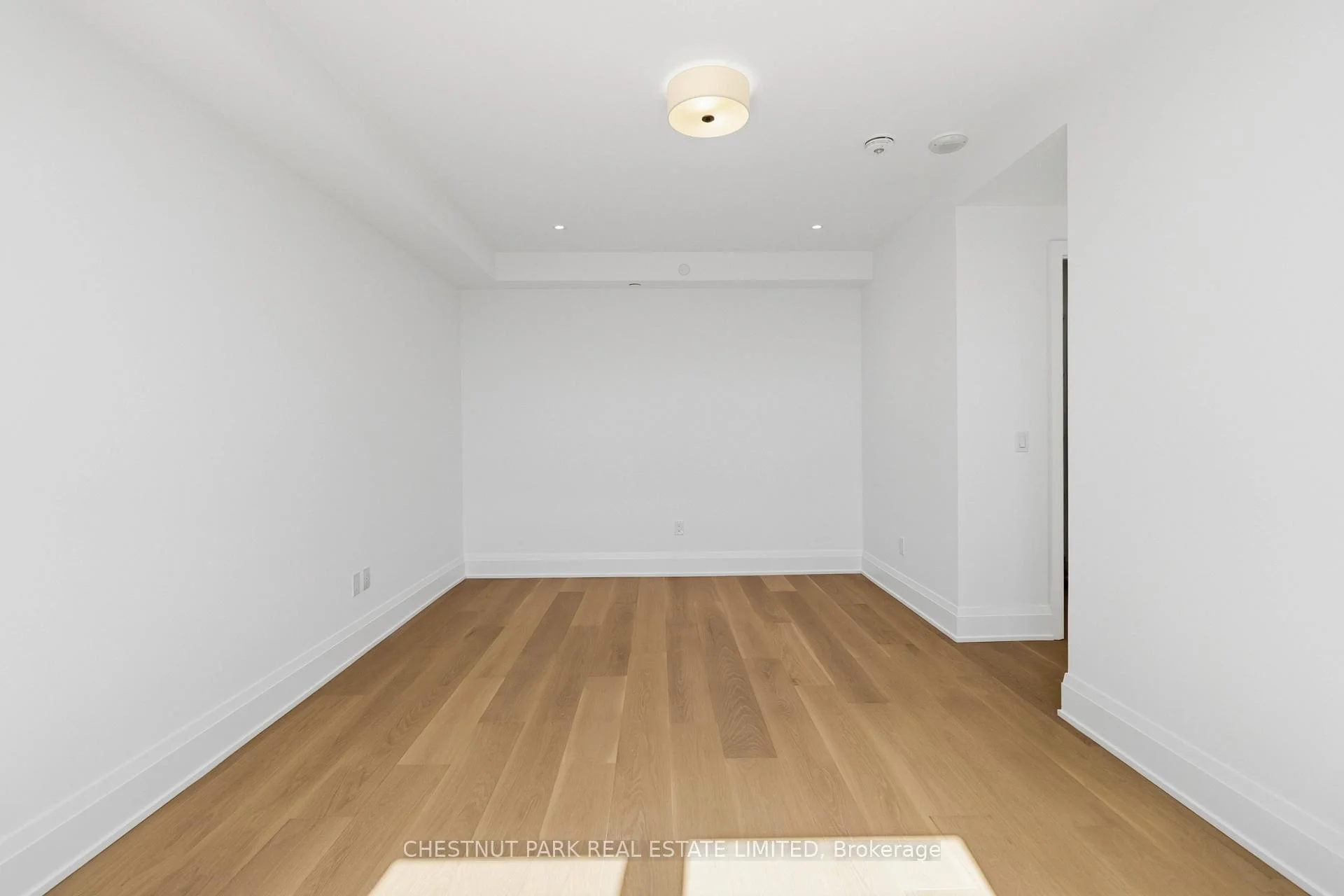 Photo 57 of Unit 708, 505 Glencairn Avenue, Toronto, Englemount-Lawrence — HOMEH
