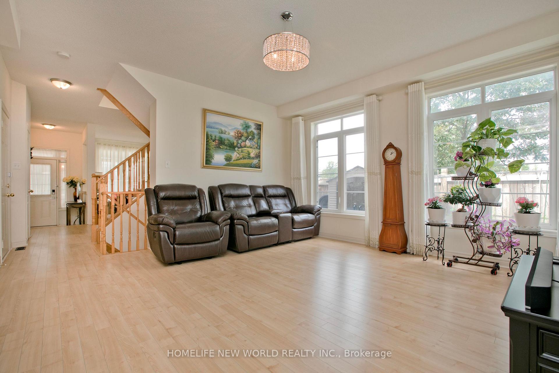 Photo 9 of 153 Alexander Lawrie Avenue, Markham, Wismer — HOMEH