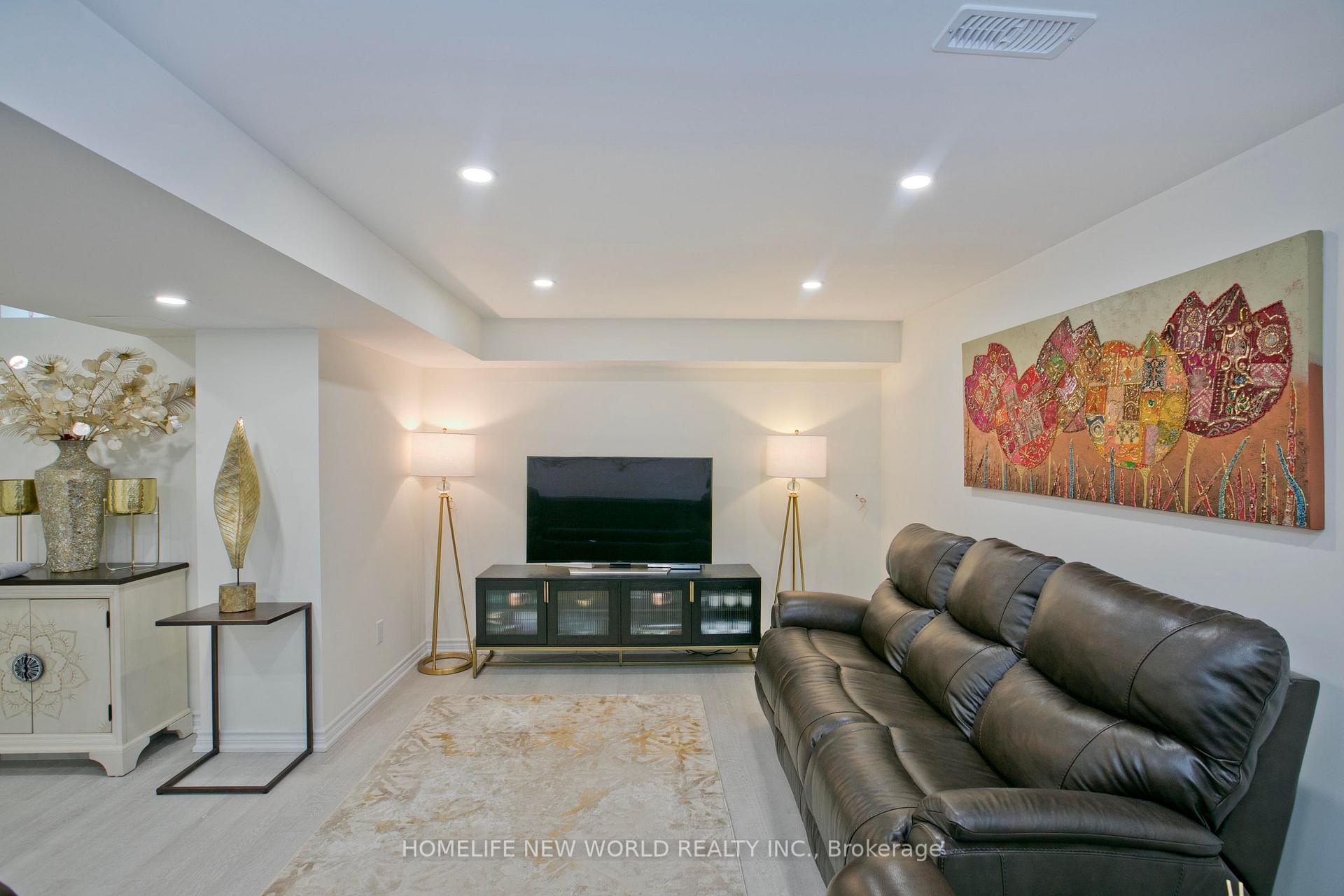 Photo 26 of 153 Alexander Lawrie Avenue, Markham, Wismer — HOMEH
