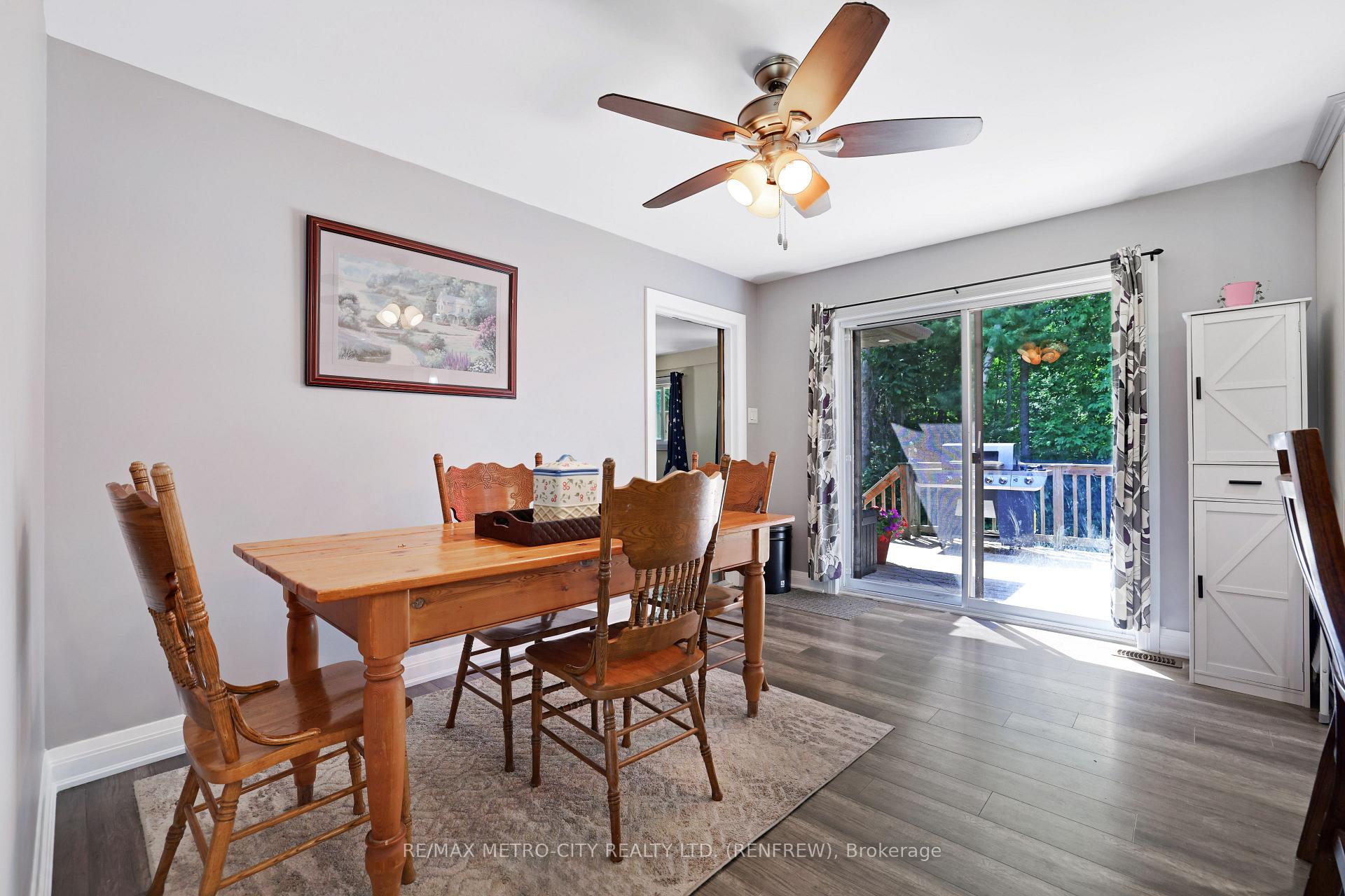 Photo 18 of 2457 Burnstown Road, McNab/Braeside, Mcnab/Braeside Twps — HOMEH