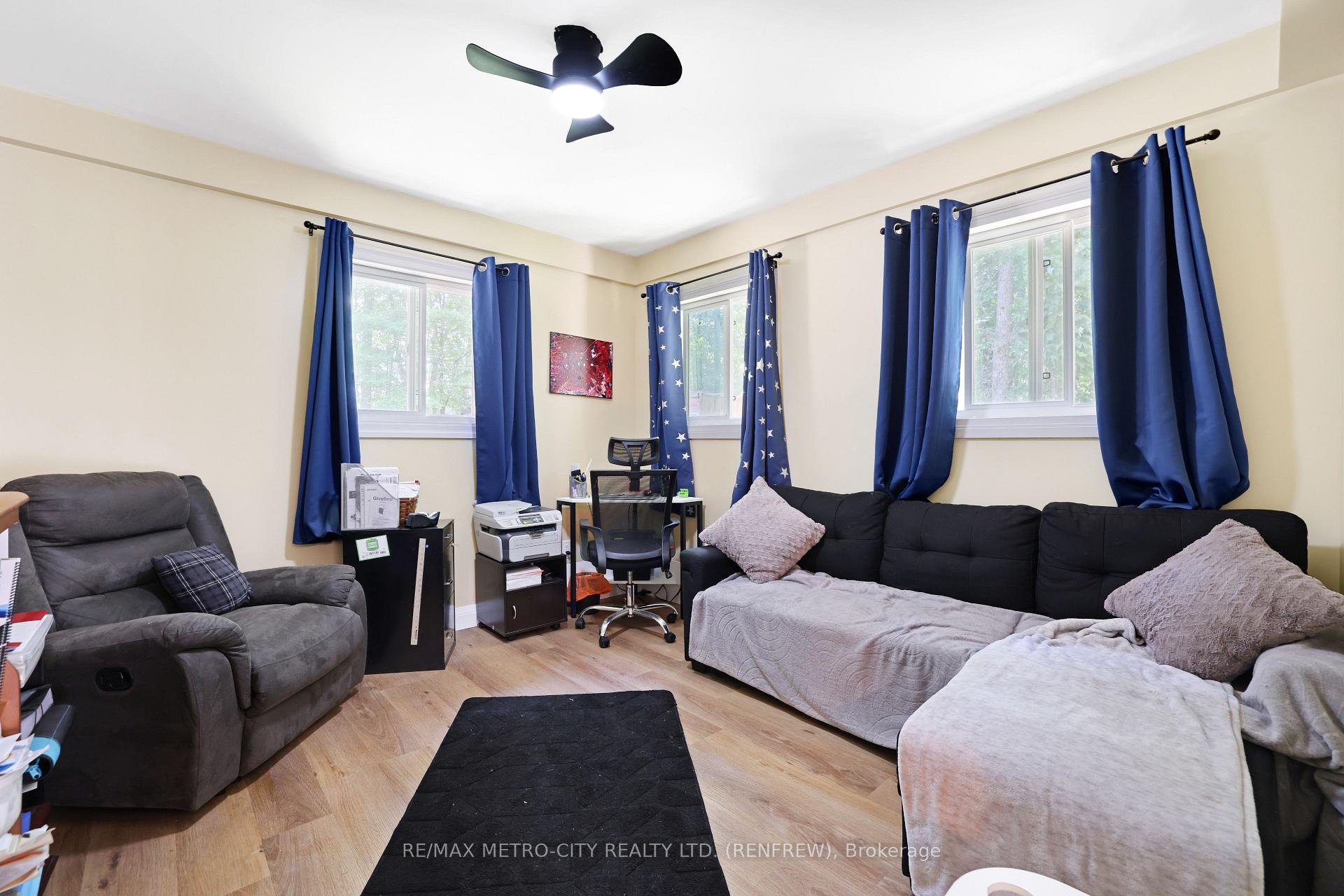 Photo 32 of 2457 Burnstown Road, McNab/Braeside, Mcnab/Braeside Twps — HOMEH