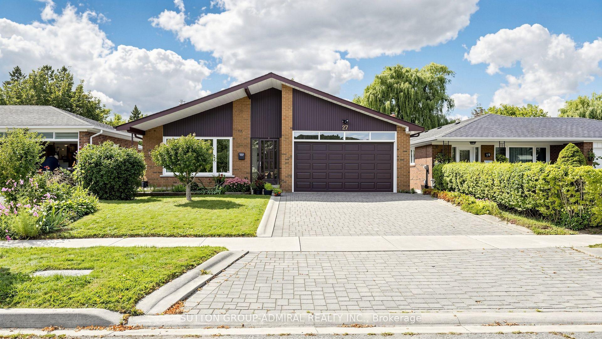 Photo 2 of 27 Warlingham Court, Etobicoke, Eringate-Centennial-West Deane — HOMEH