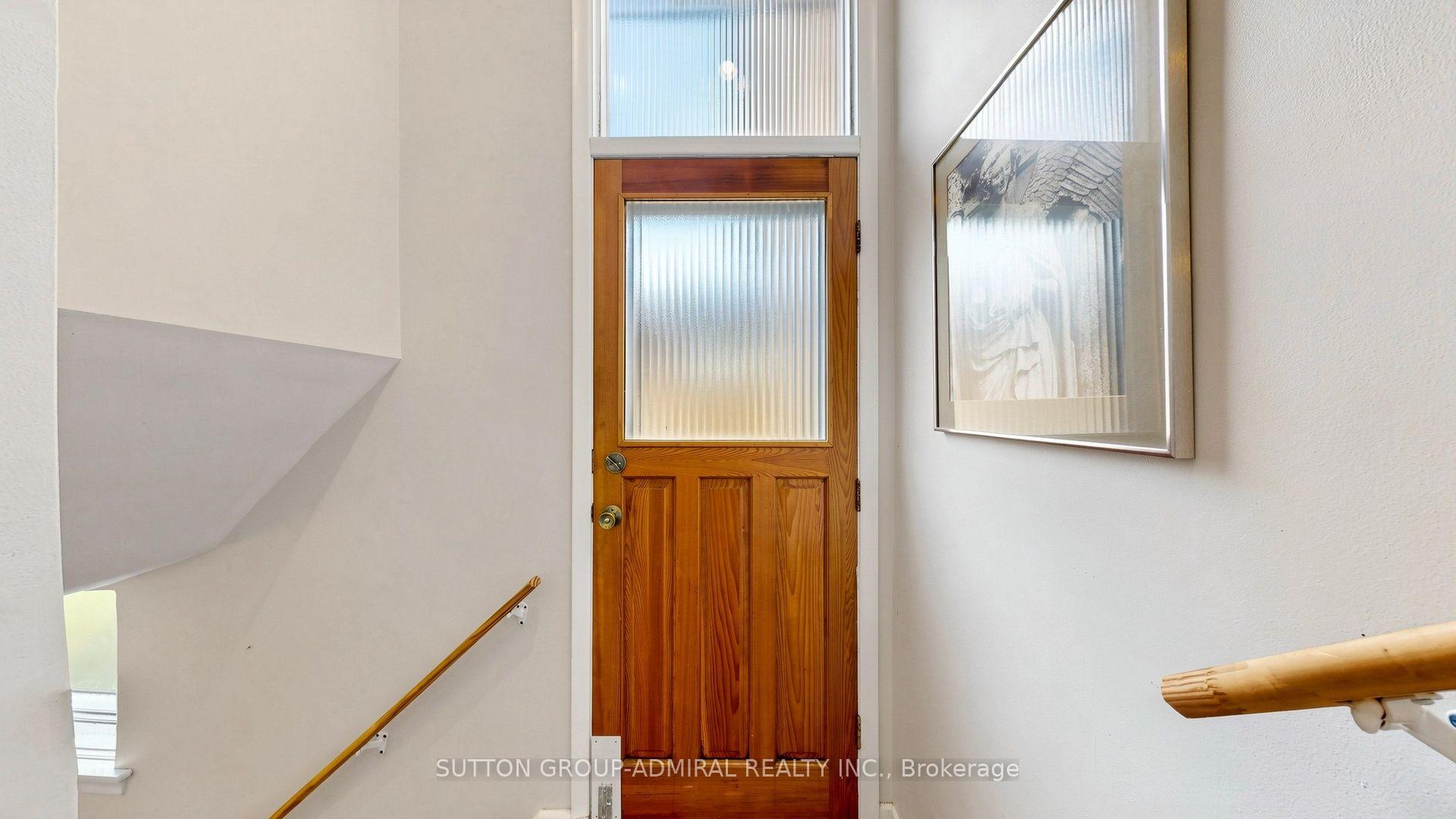 Photo 36 of 27 Warlingham Court, Etobicoke, Eringate-Centennial-West Deane — HOMEH