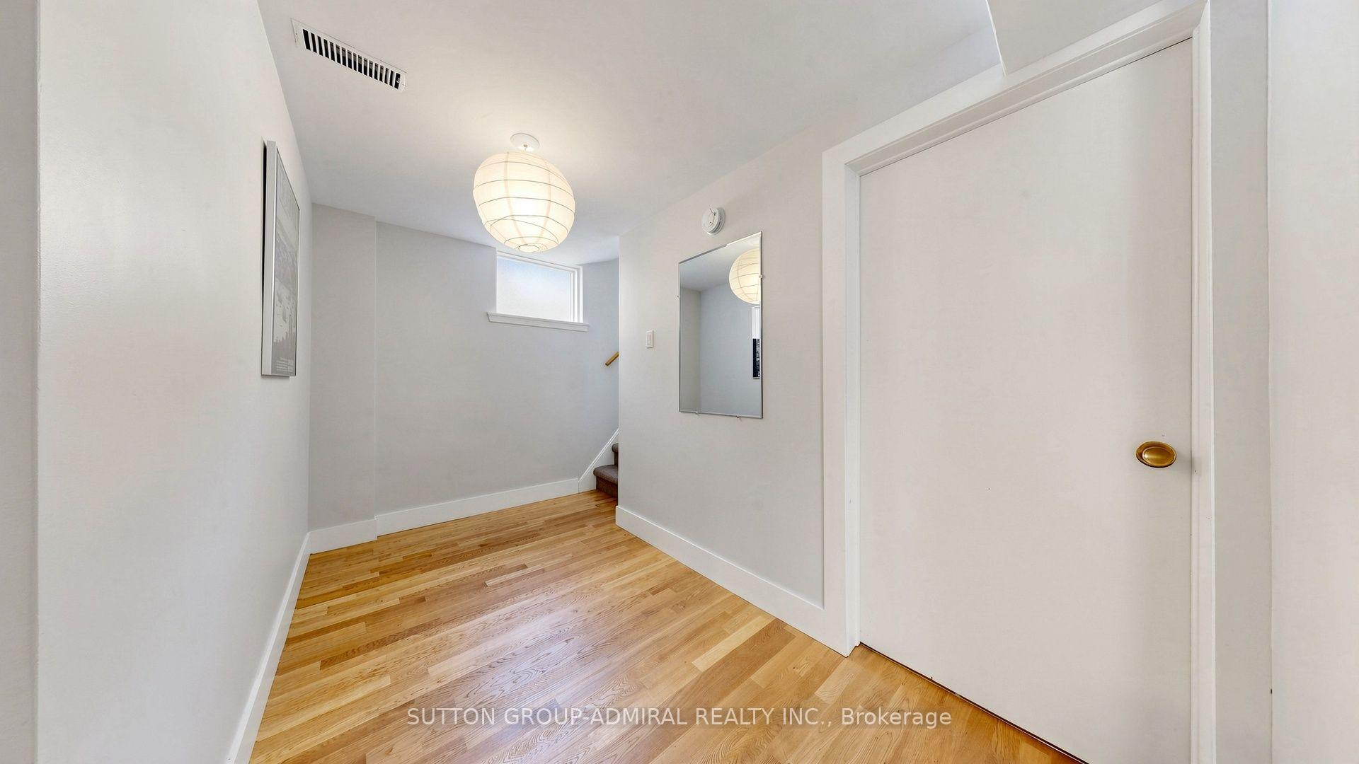 Photo 39 of 27 Warlingham Court, Etobicoke, Eringate-Centennial-West Deane — HOMEH