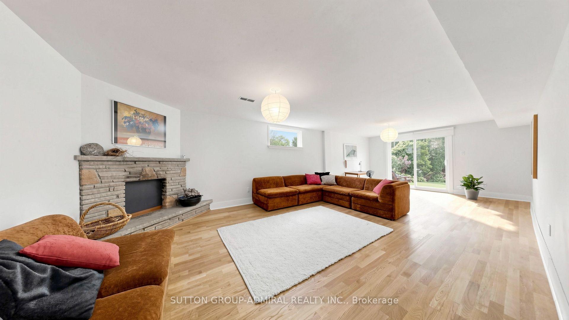 Photo 42 of 27 Warlingham Court, Etobicoke, Eringate-Centennial-West Deane — HOMEH