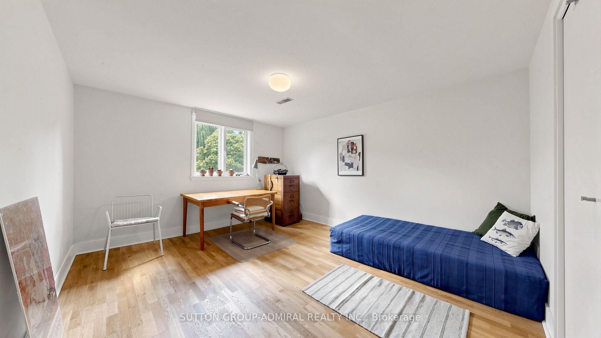 Photo 49 of 27 Warlingham Court, Etobicoke, Eringate-Centennial-West Deane — HOMEH
