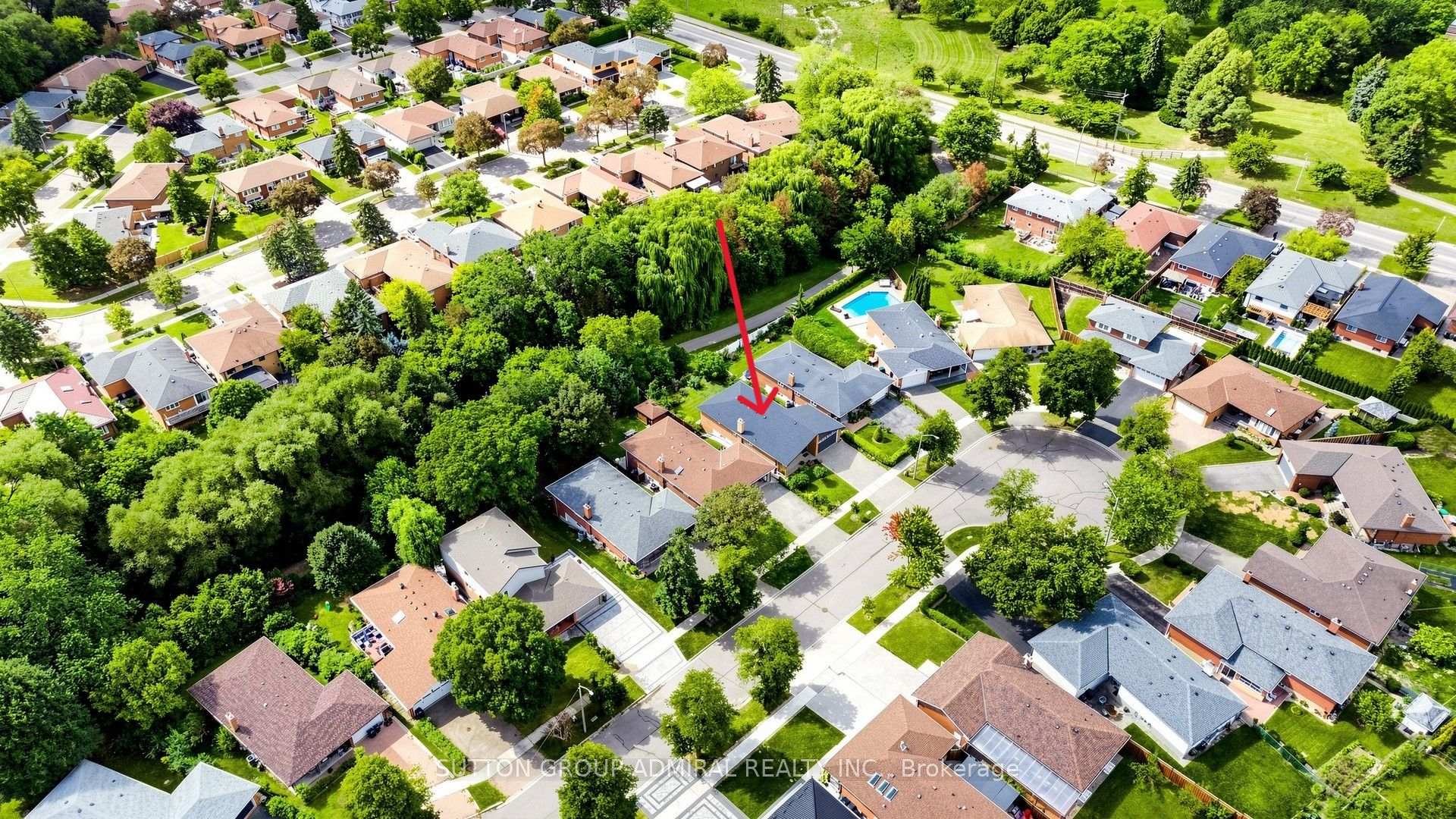 Photo 65 of 27 Warlingham Court, Etobicoke, Eringate-Centennial-West Deane — HOMEH