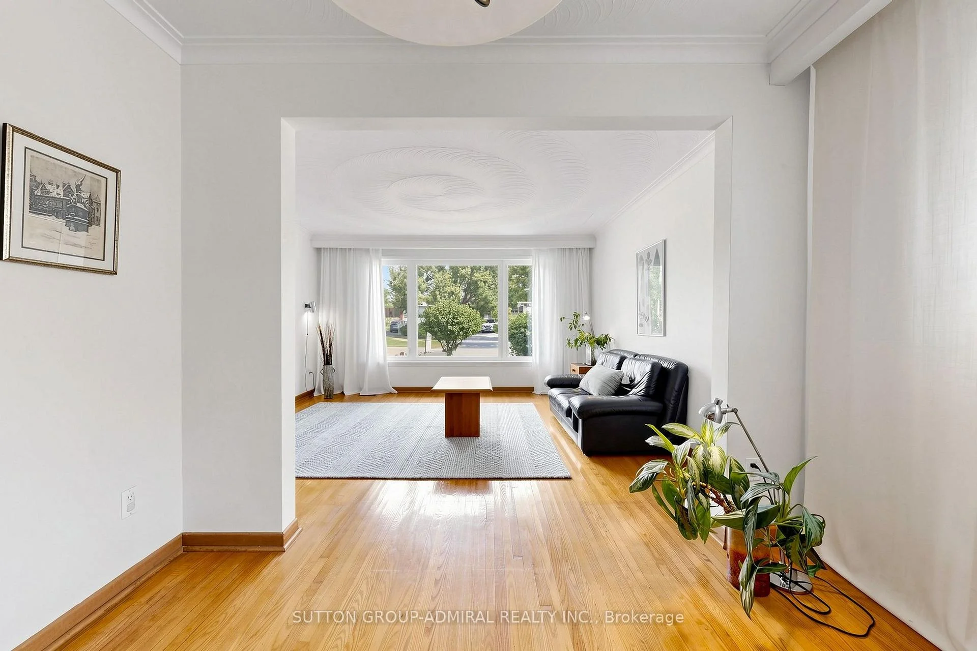 Photo 13 of 27 Warlingham Court, Etobicoke, Eringate-Centennial-West Deane — HOMEH