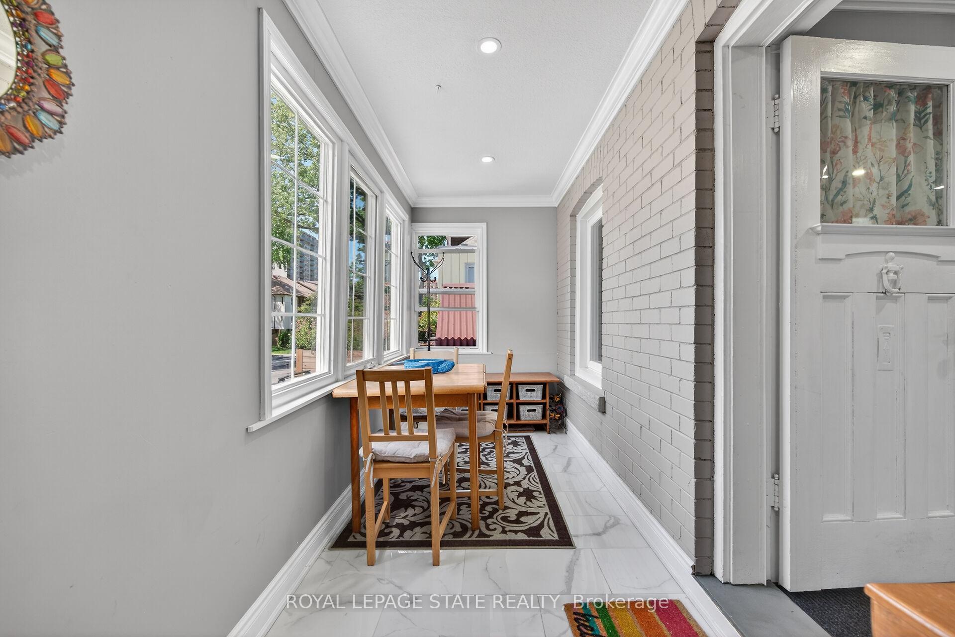 Photo 6 of 219 Hess Street S, Hamilton, Durand — HOMEH
